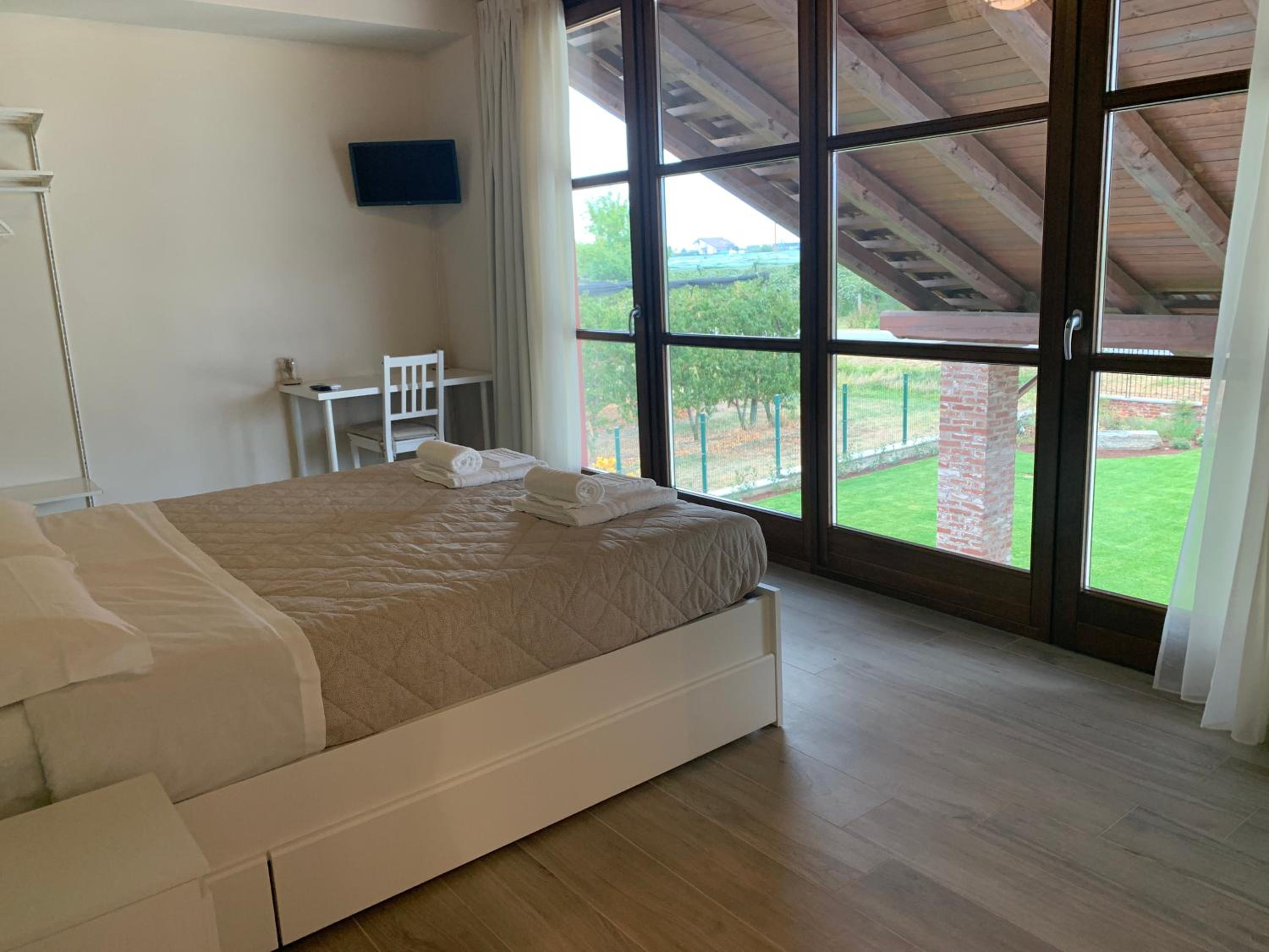 Double Room with Garden View photo 2