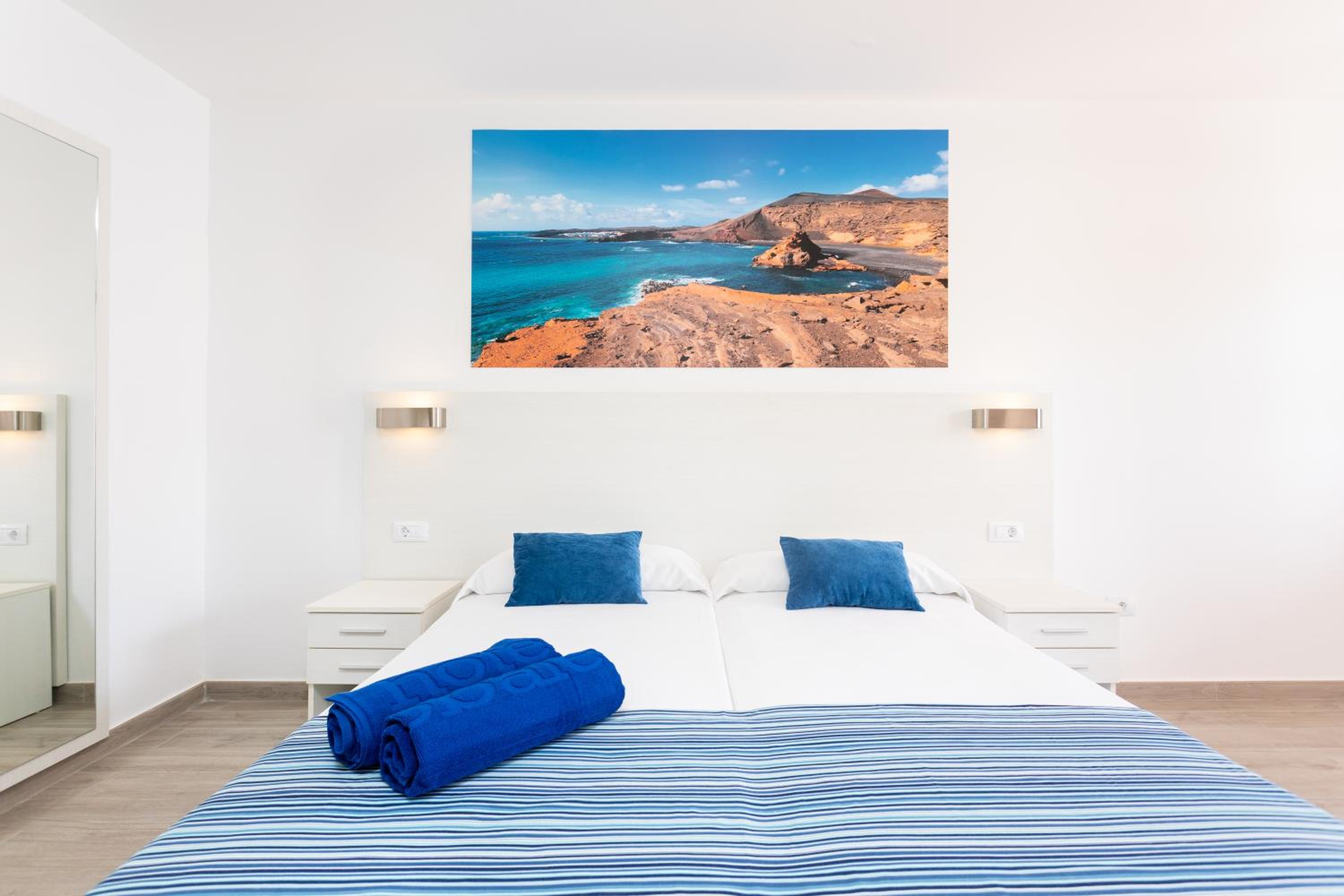 Standard Double Room (2 Adults) - Photo 4