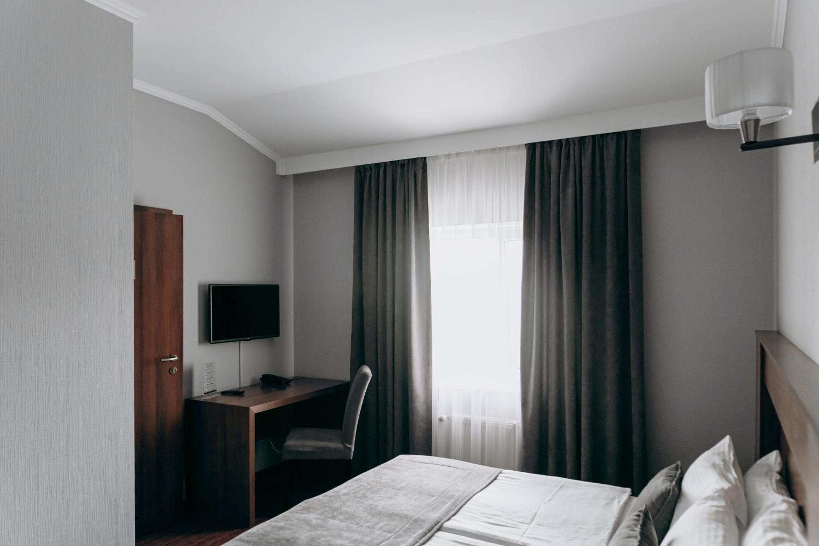 Standard Double Room photo 3