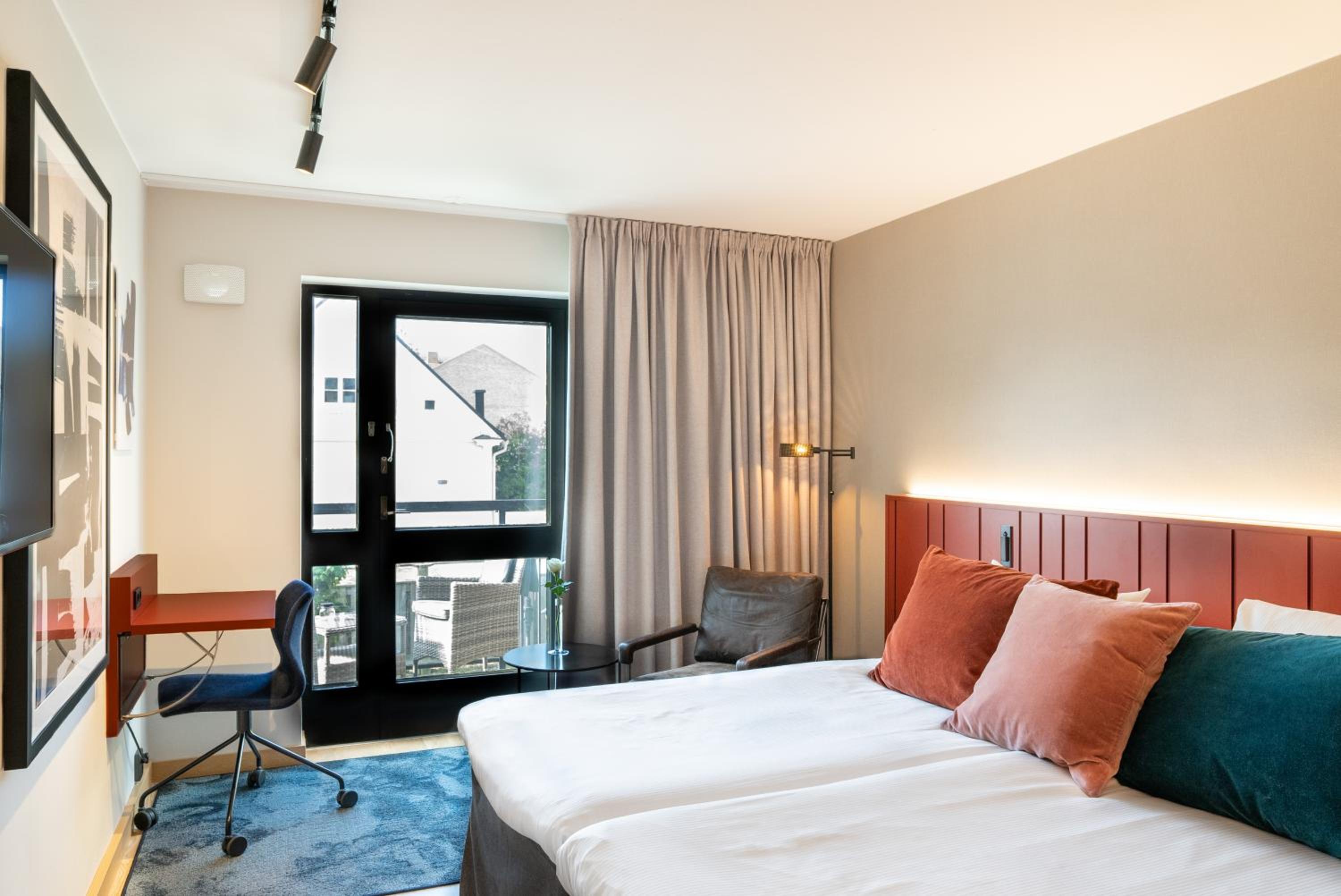 Deluxe Twin Room - Photo 1