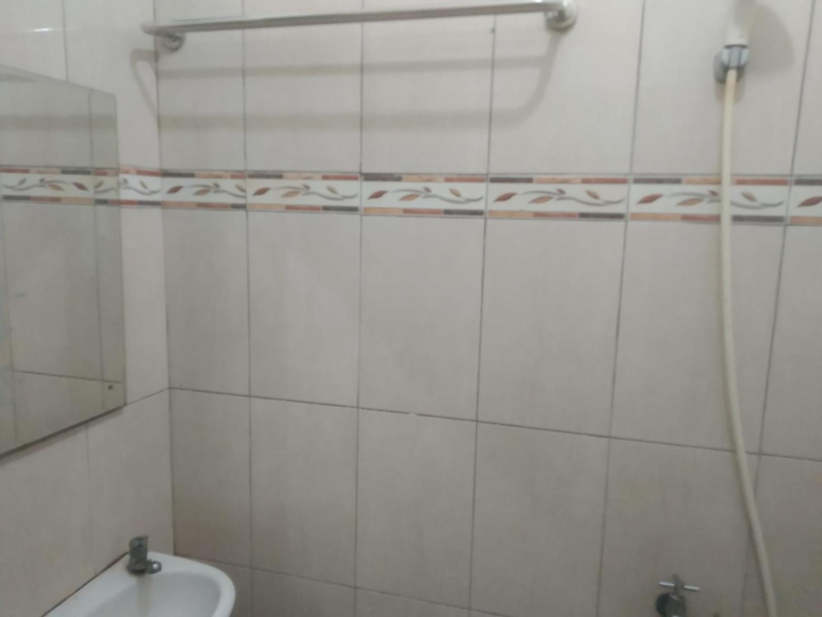 Standard Double Room - Photo 6