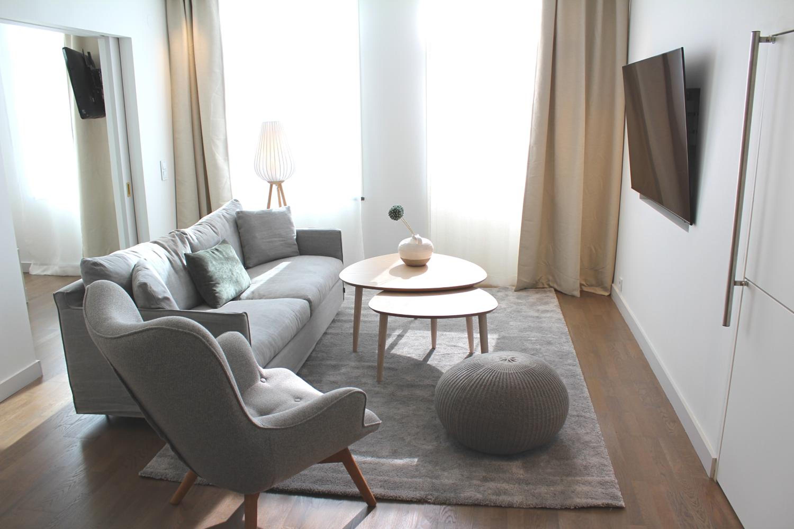 King Suite - Photo 6