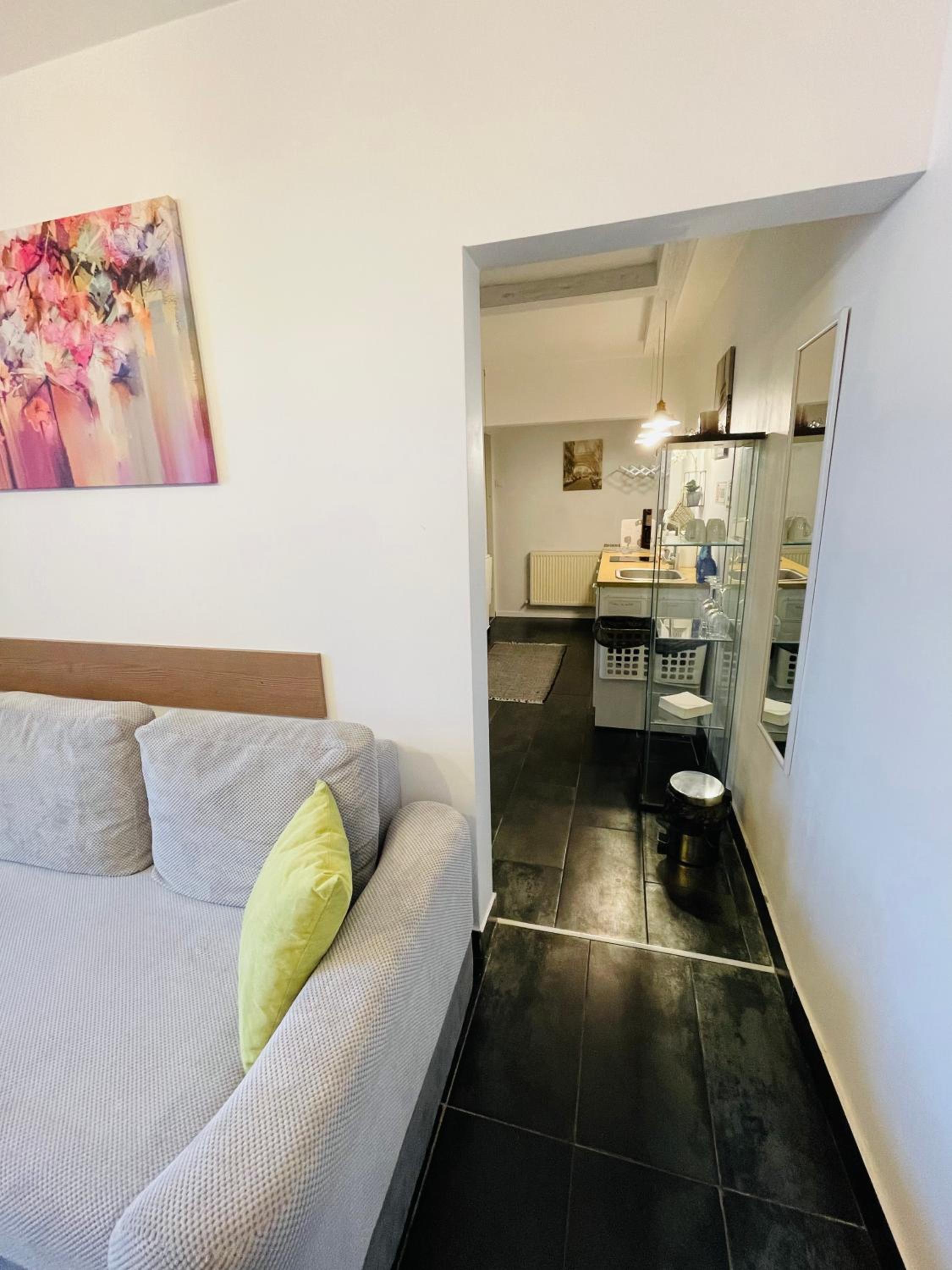 Two-Bedroom Apartment - Photo 21