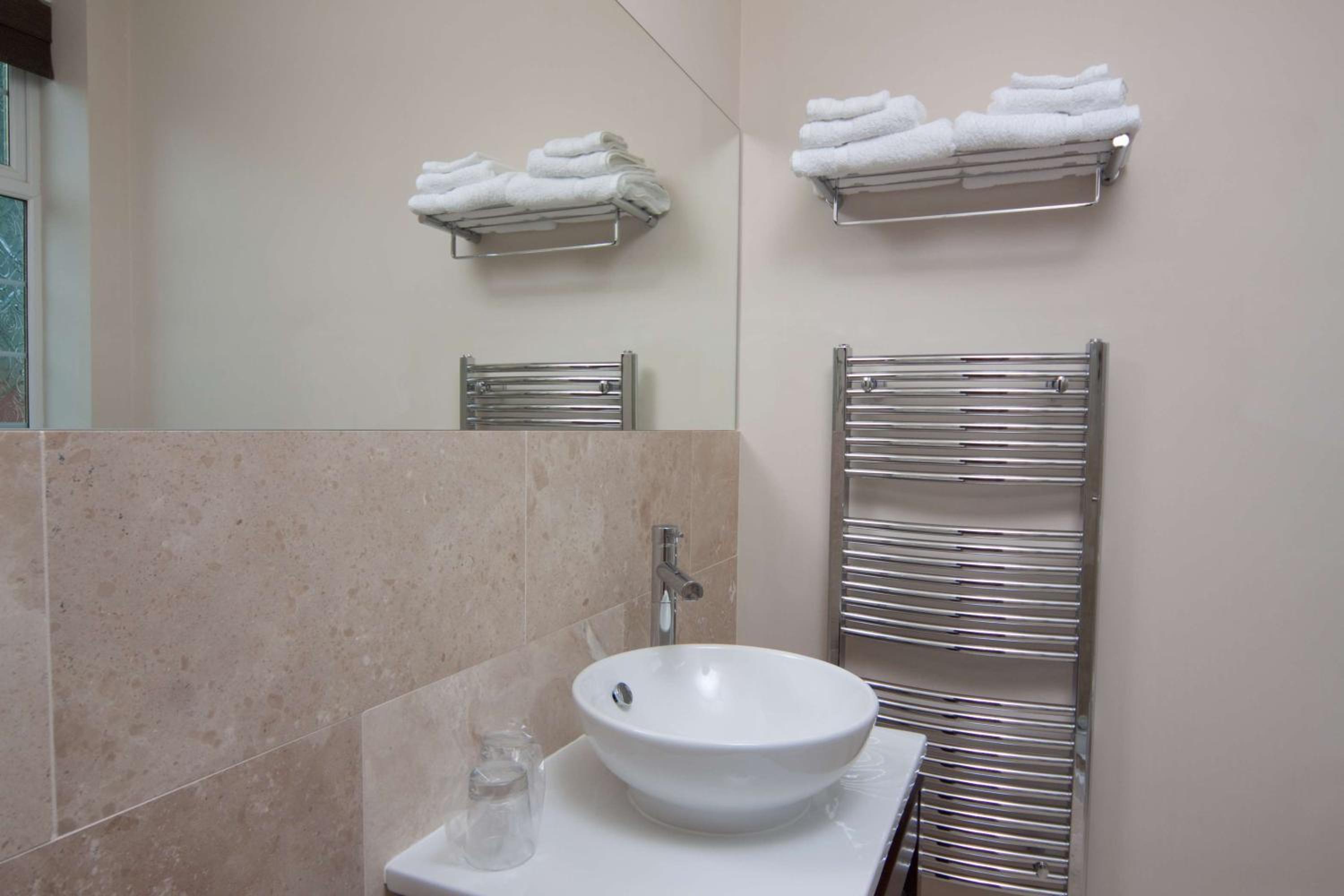 Deluxe Double Room With Shower photo 3