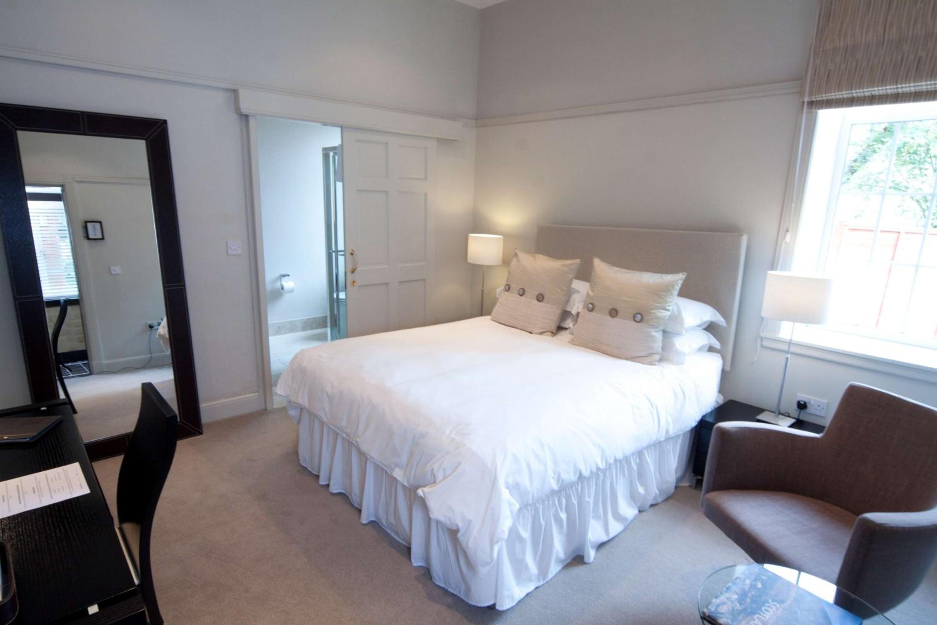 Double Room - Disability Access photo 2