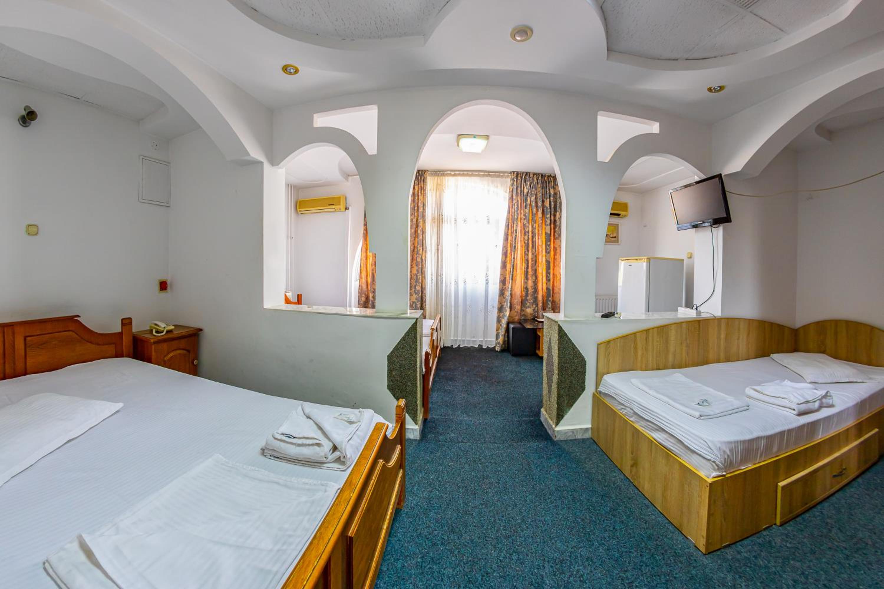Triple Room with Private Bathroom