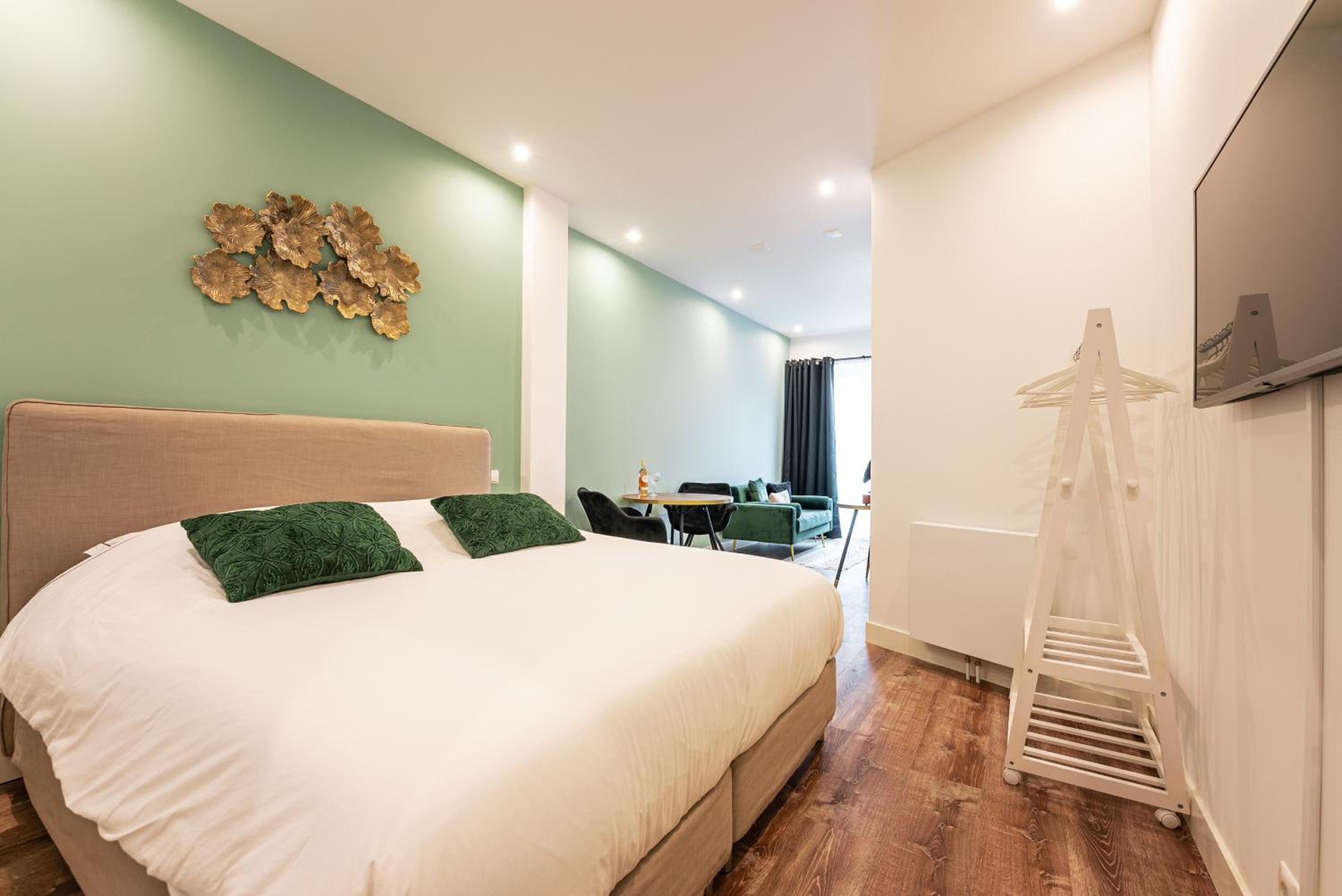 Double Room - Photo 2