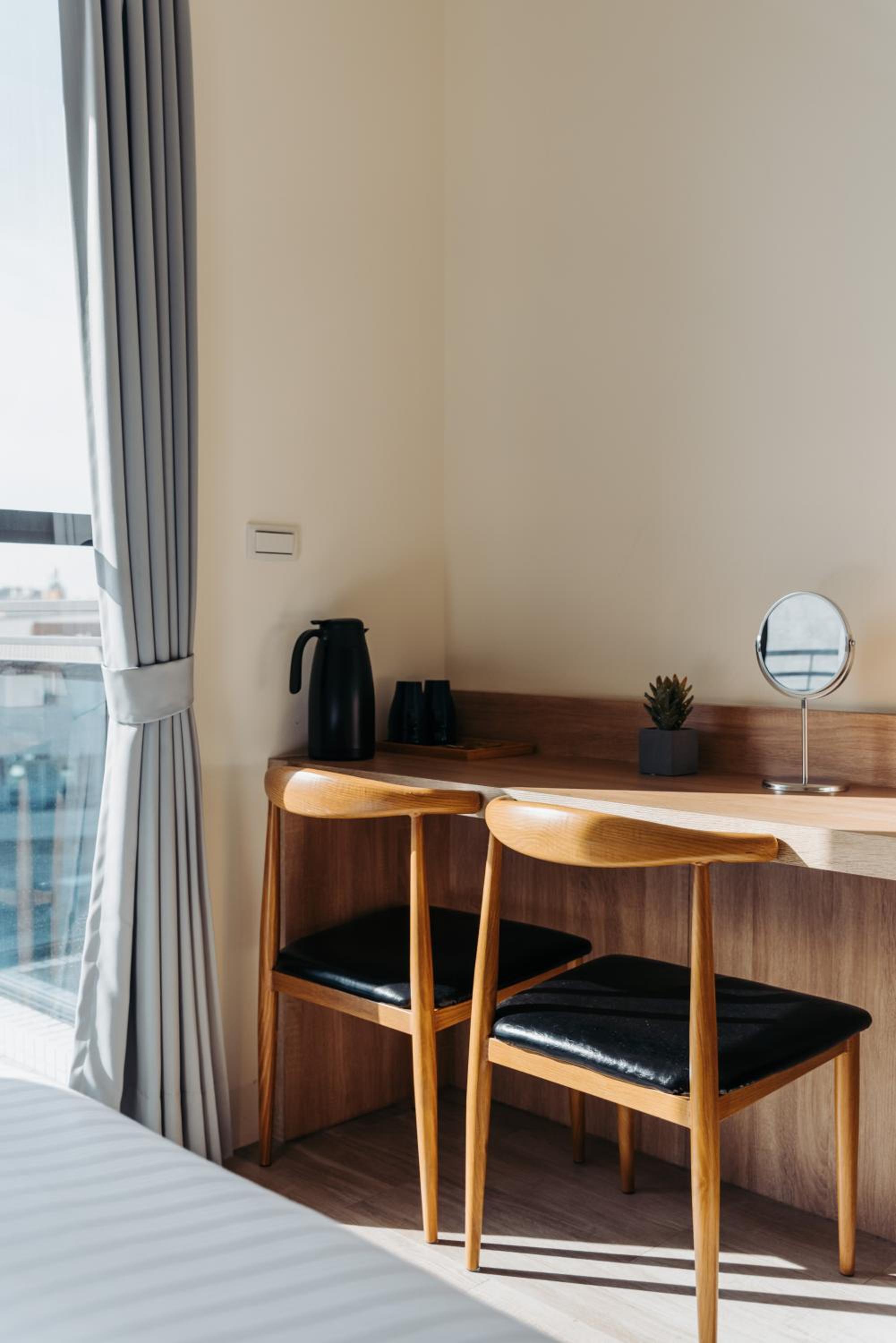 Quadruple Room with Balcony photo 2