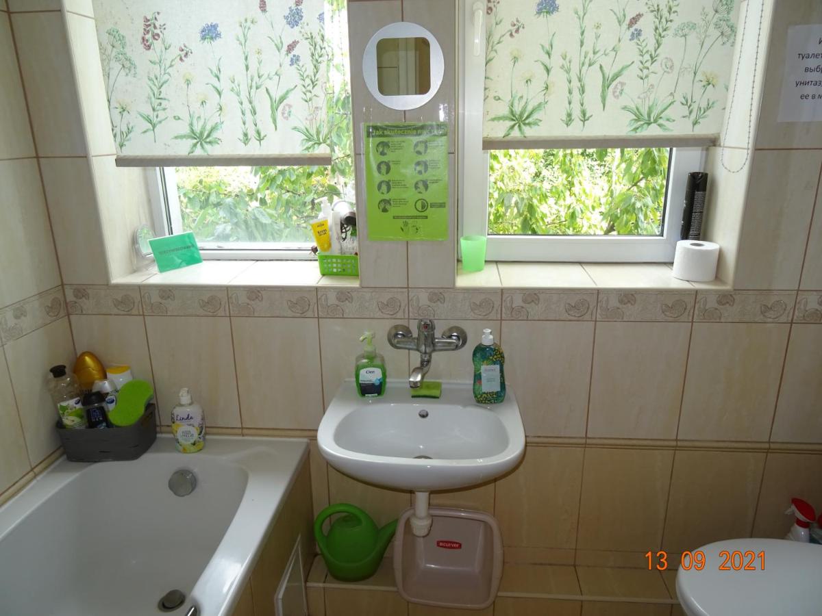 Small Single Room photo 2