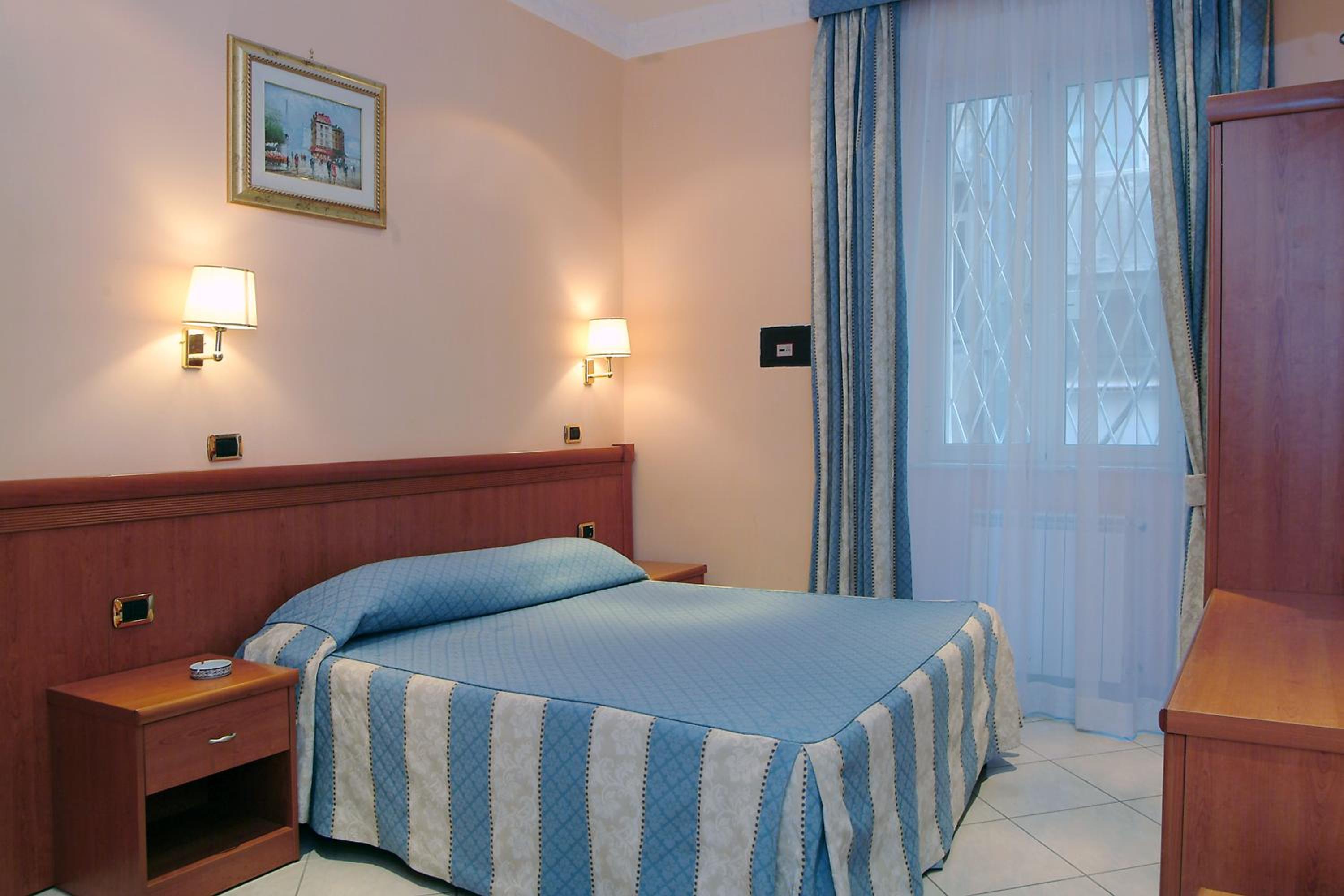 Large Double Room