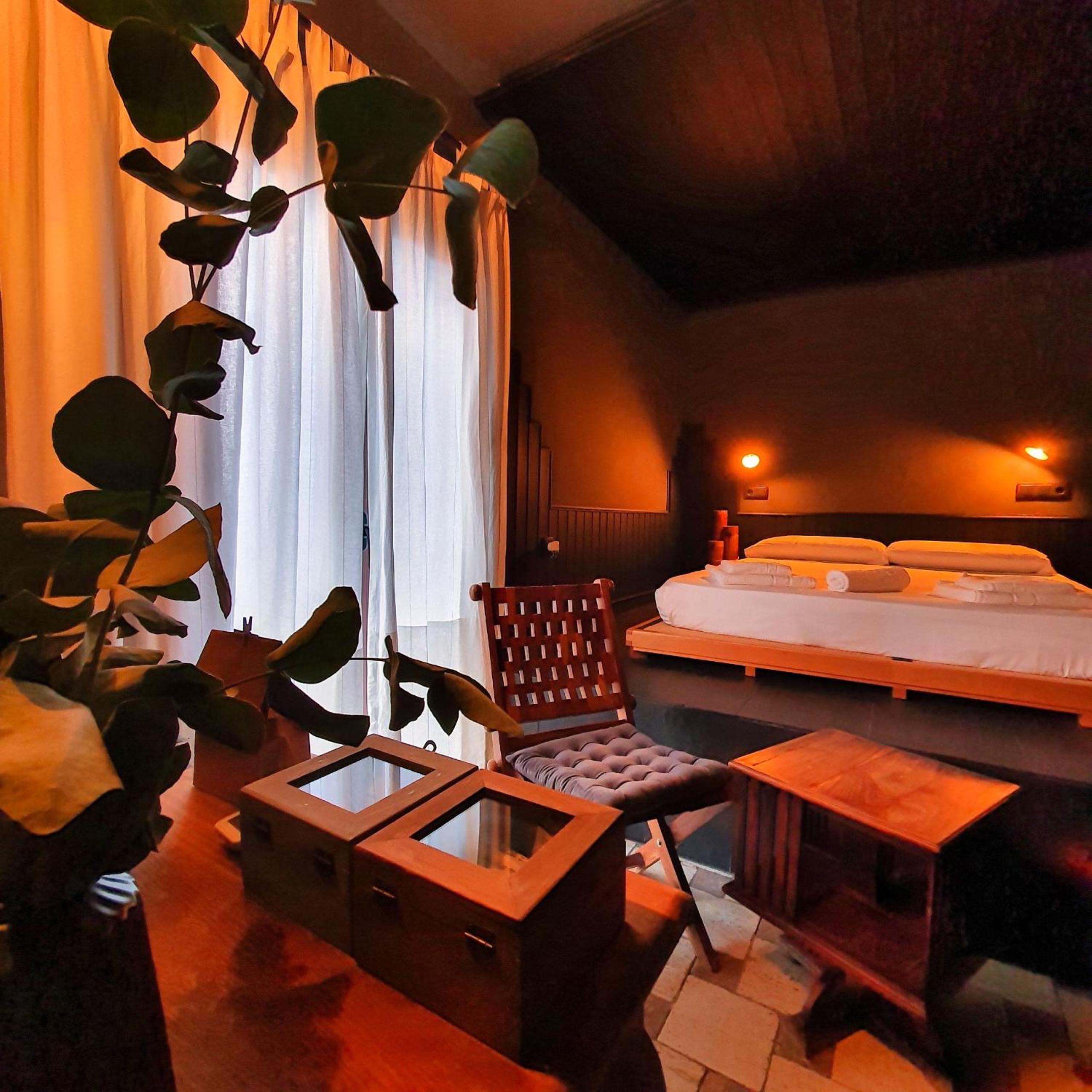 Habitación Doble con Bañera de Hidromasaje