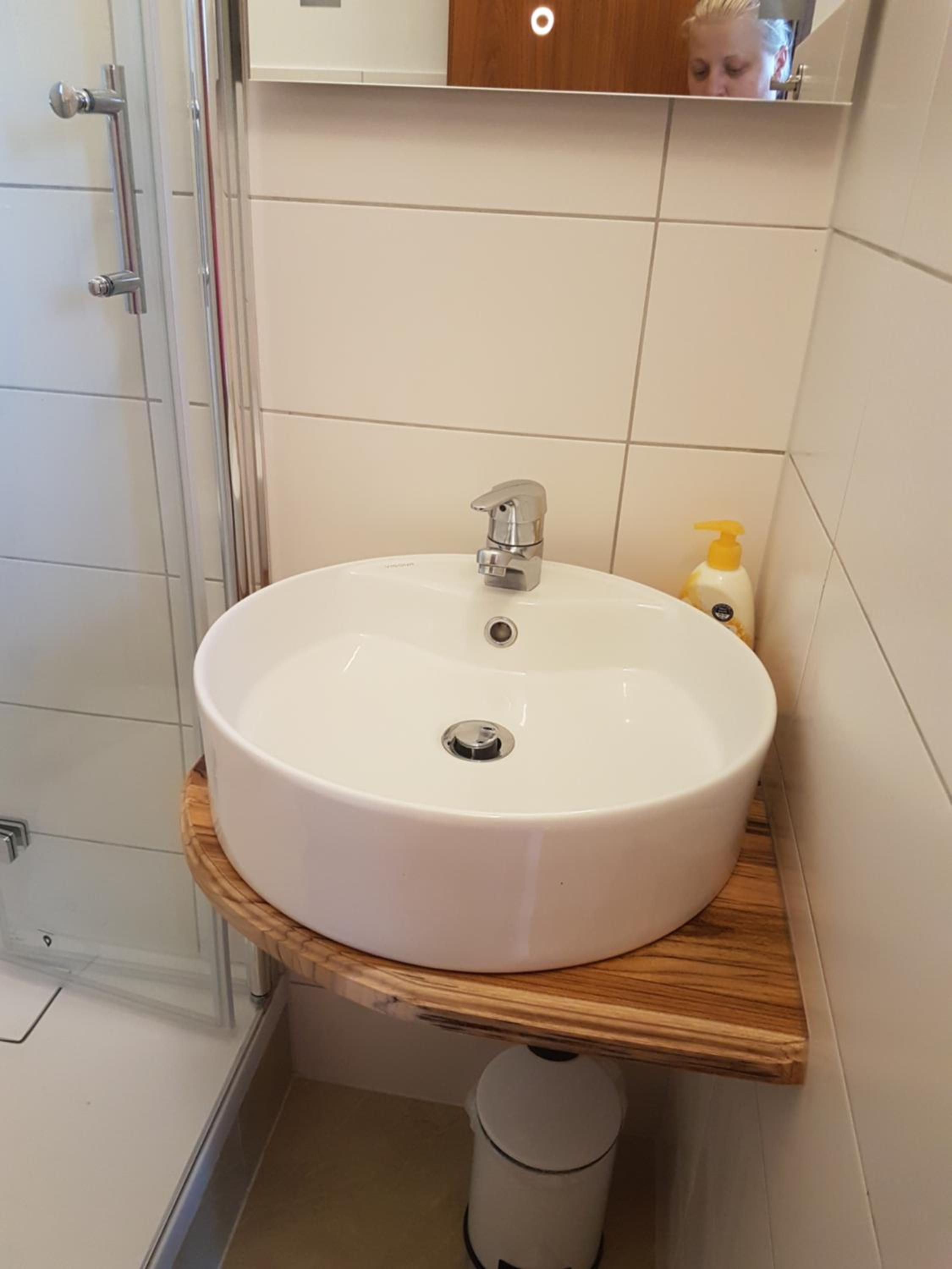 Single Room with Shower photo 3