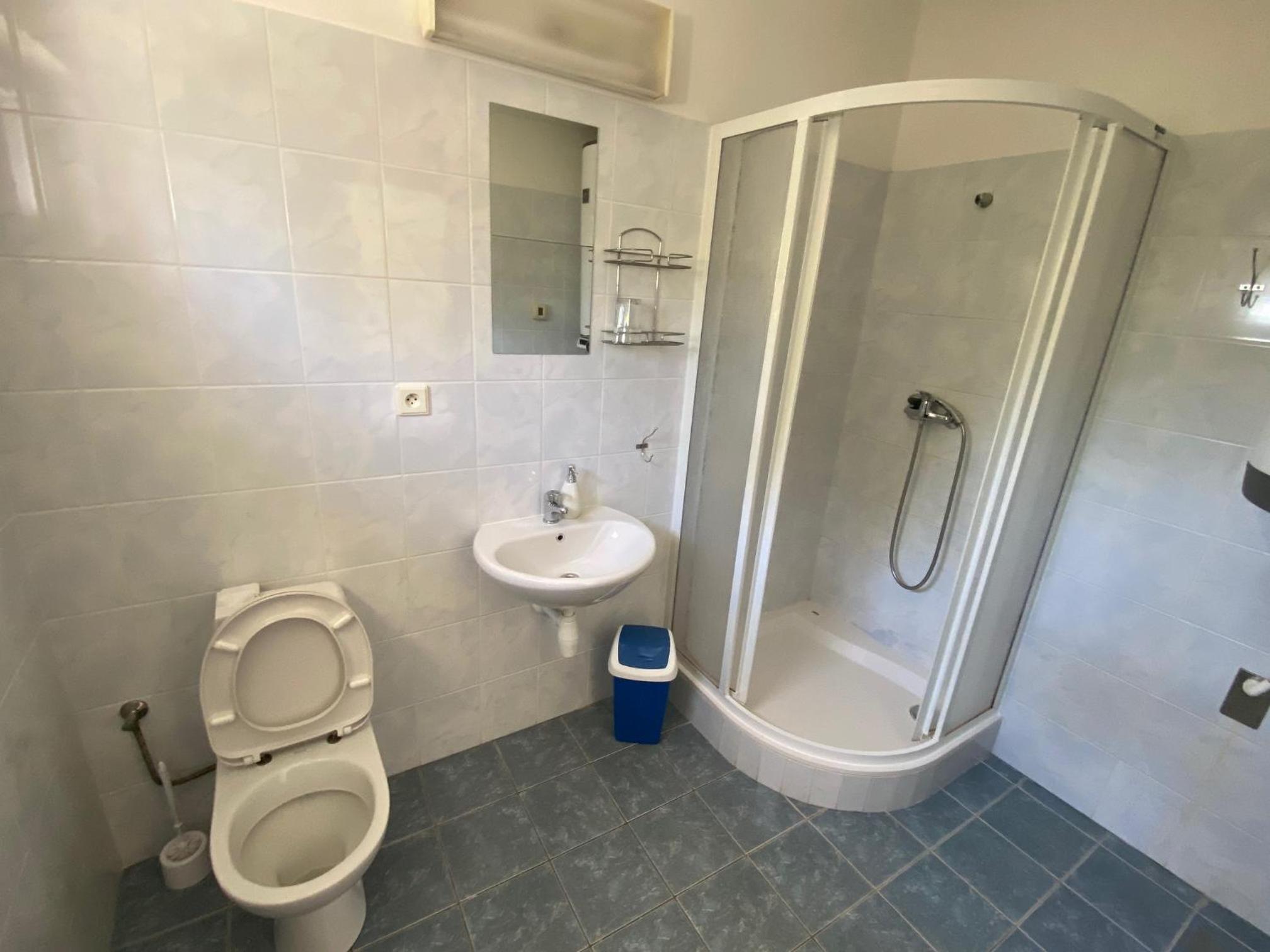 Standard Quadruple Room - Photo 2