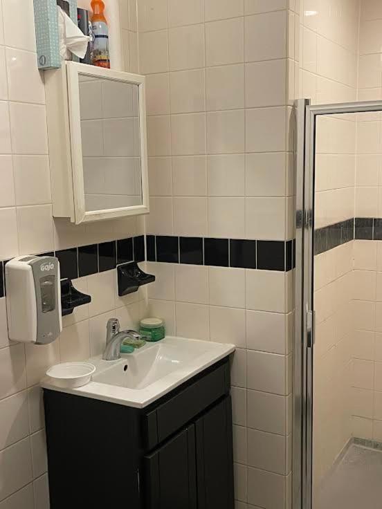 Small Double or Twin Room photo 3