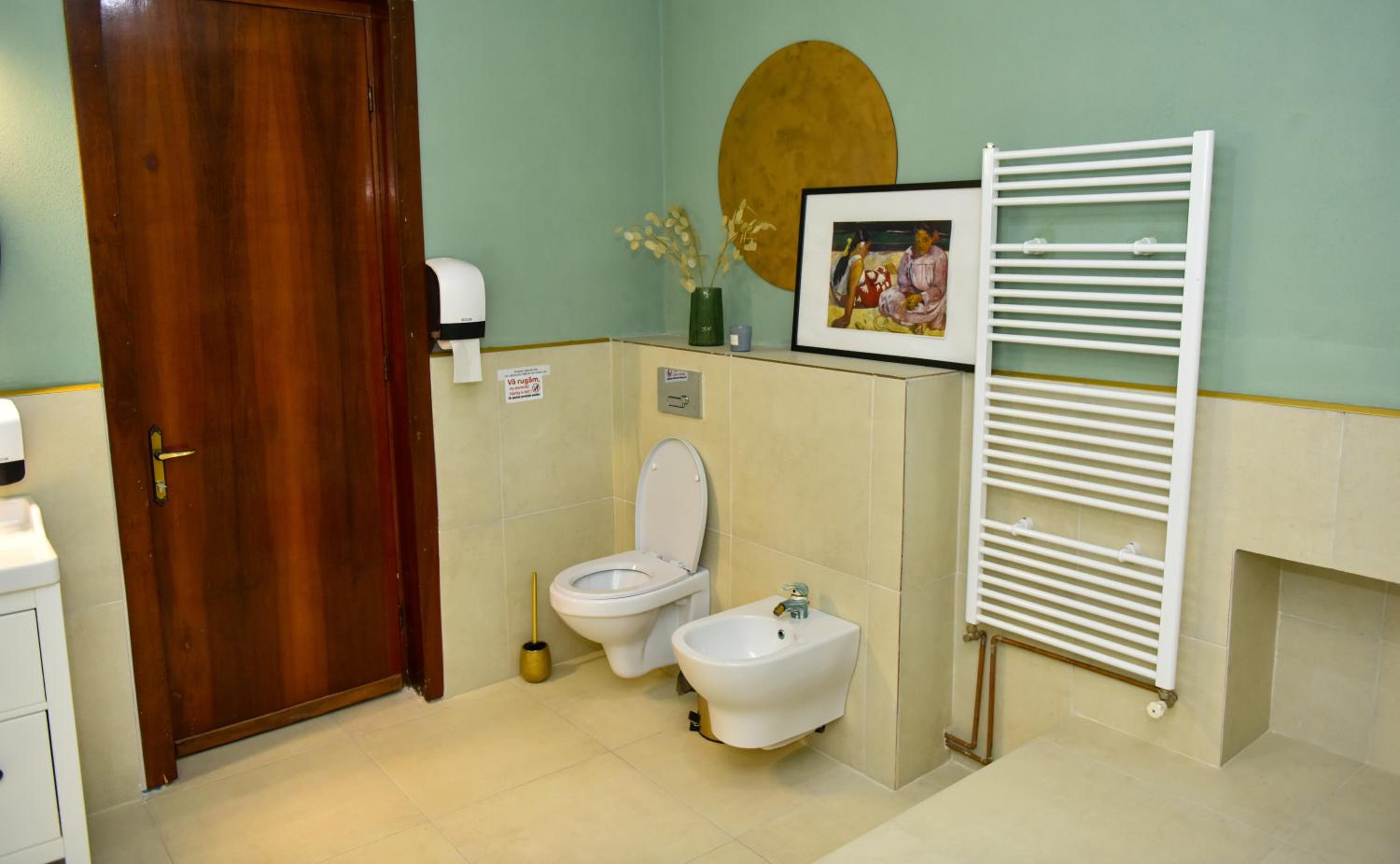 Two-Bedroom Apartment - Photo 12