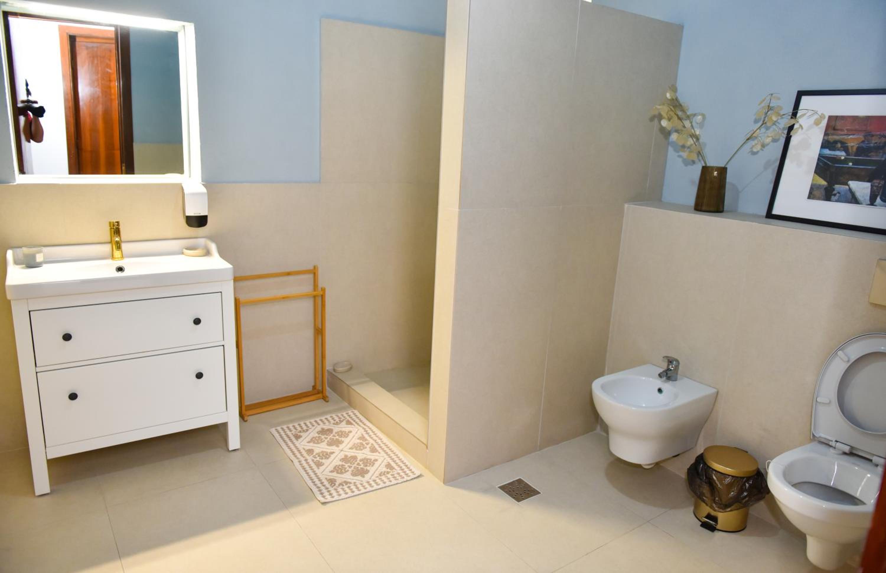 Two-Bedroom Apartment - Photo 8