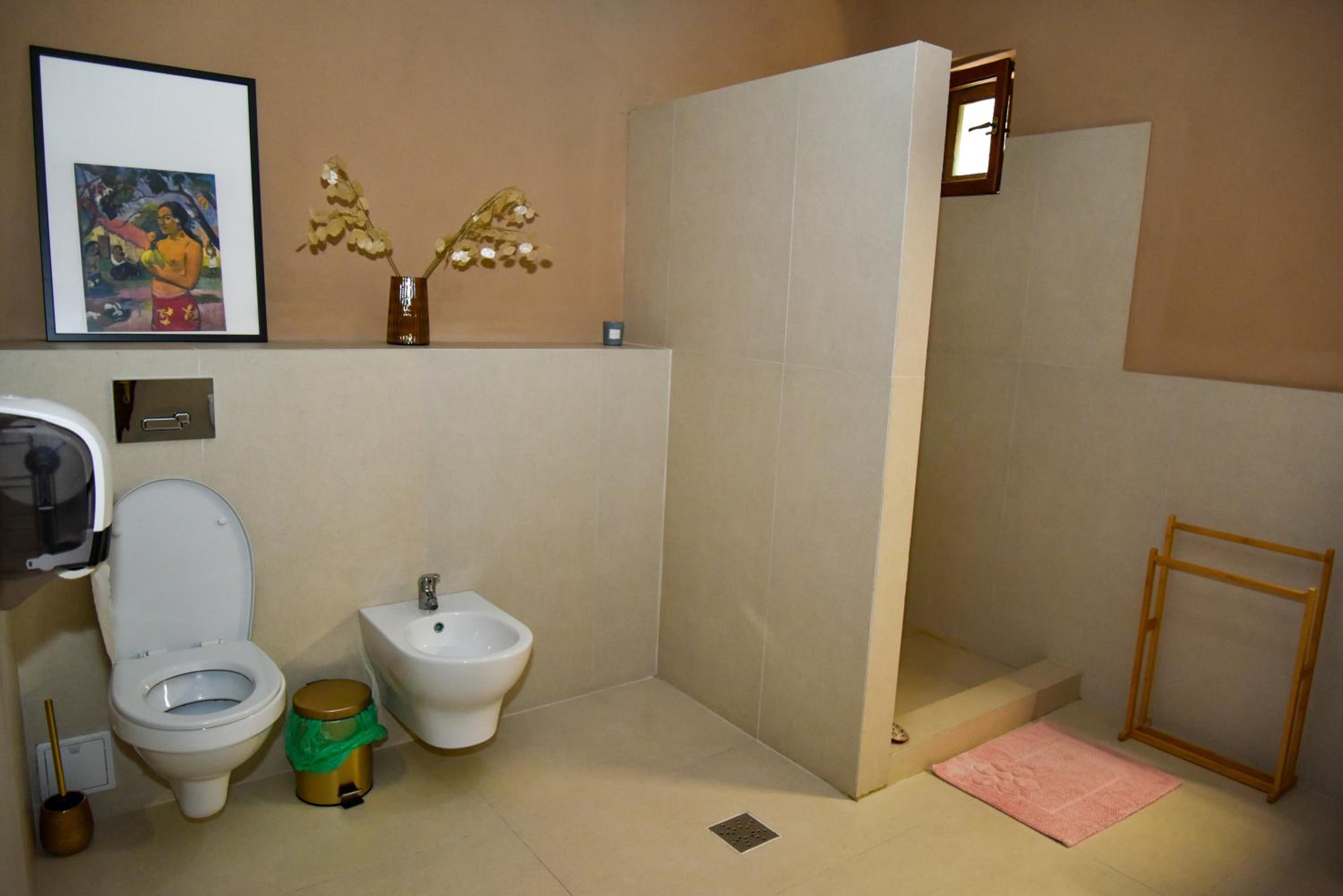 Two-Bedroom Apartment - Photo 5