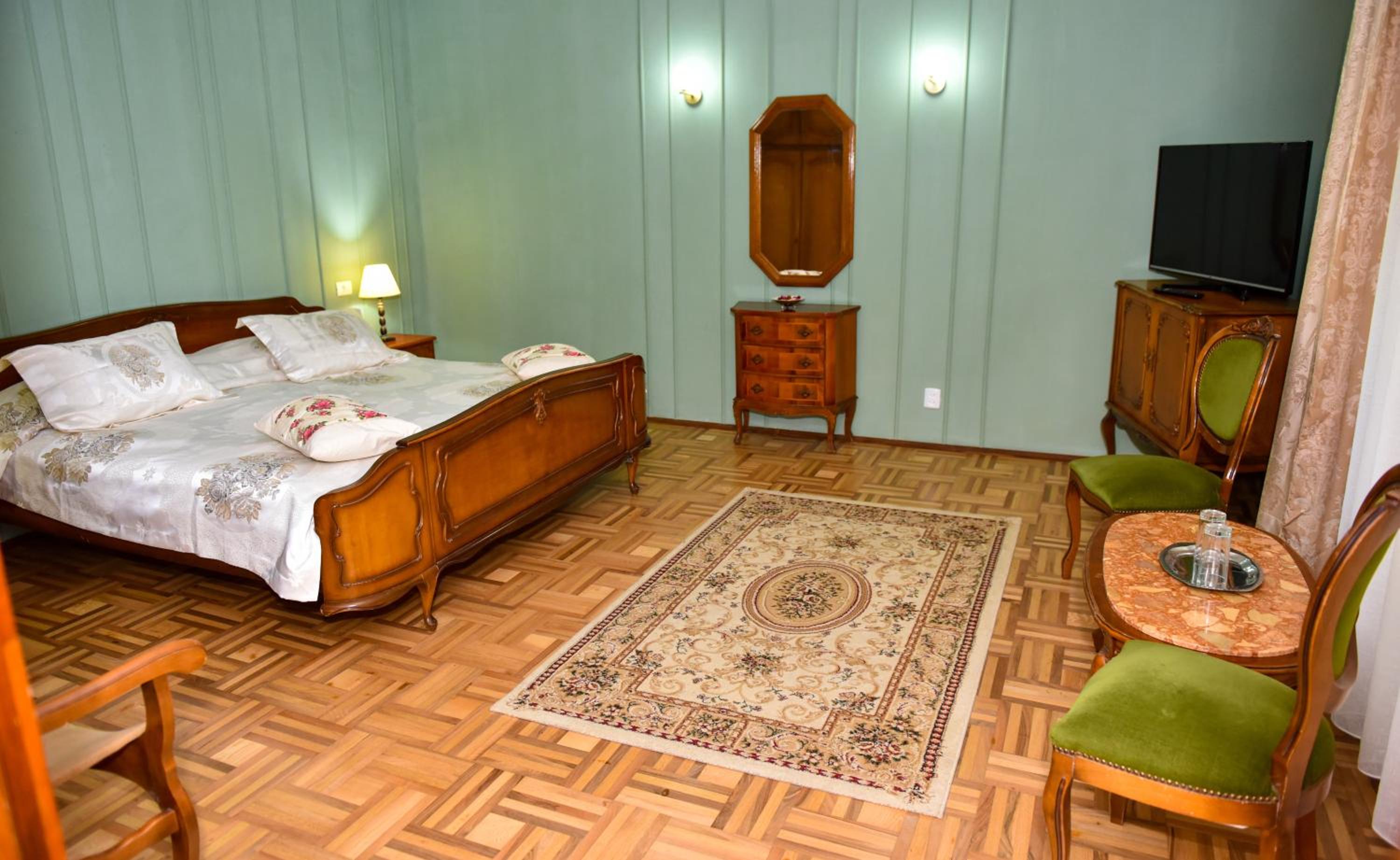 Two-Bedroom Apartment - Photo 15