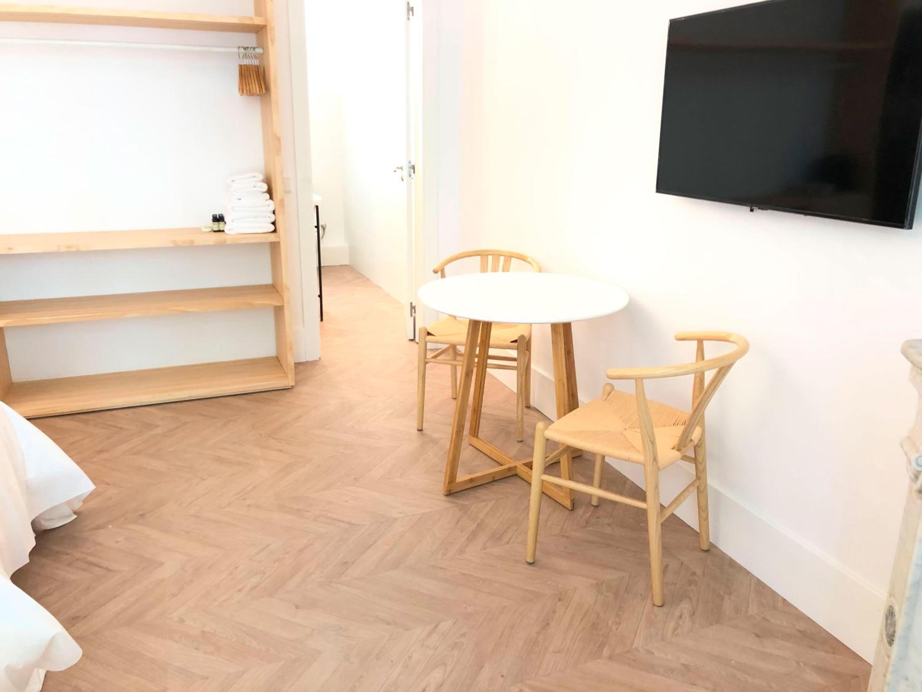 Habitación Triple con Vista a la Ciudad