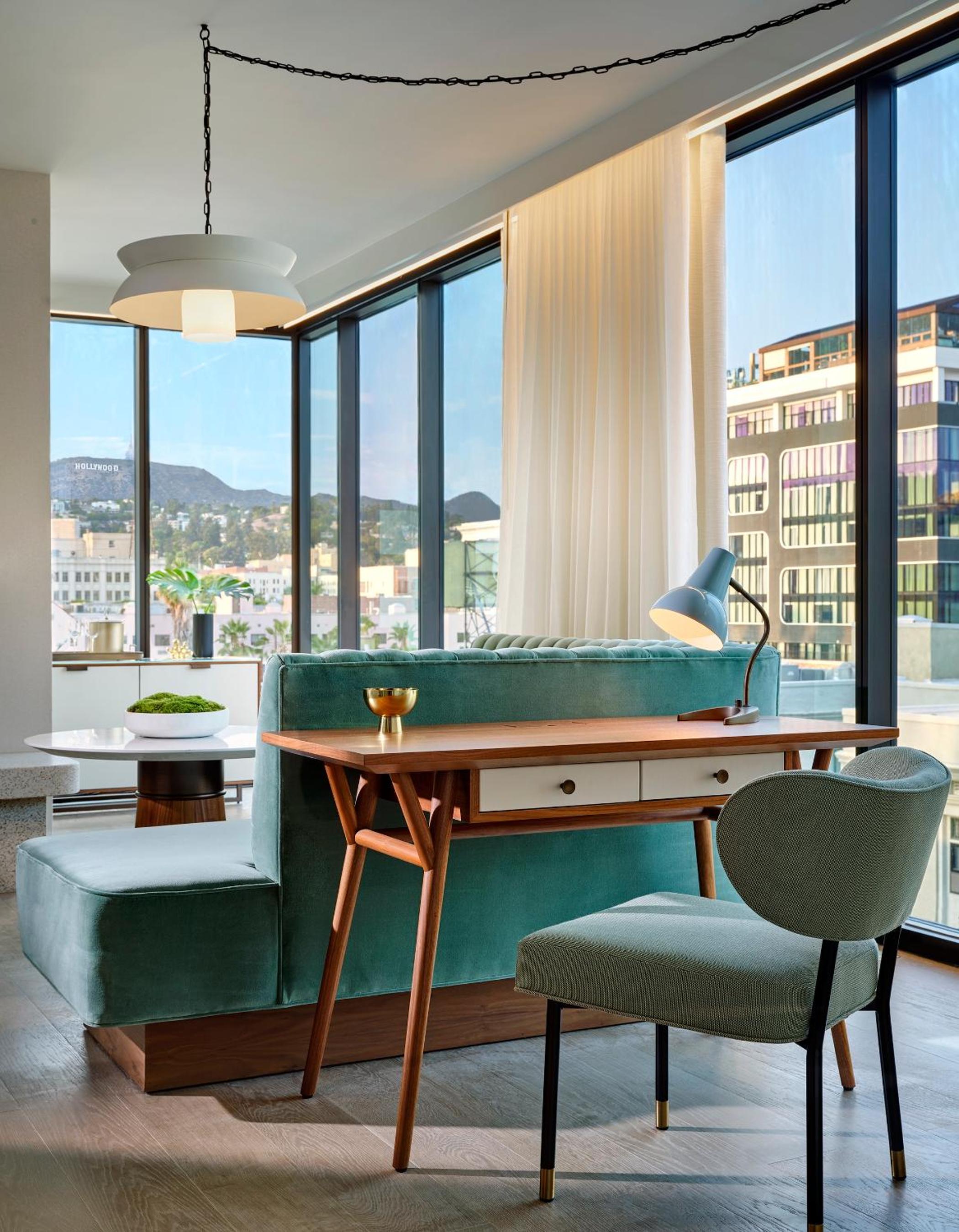 King Studio Suite With View