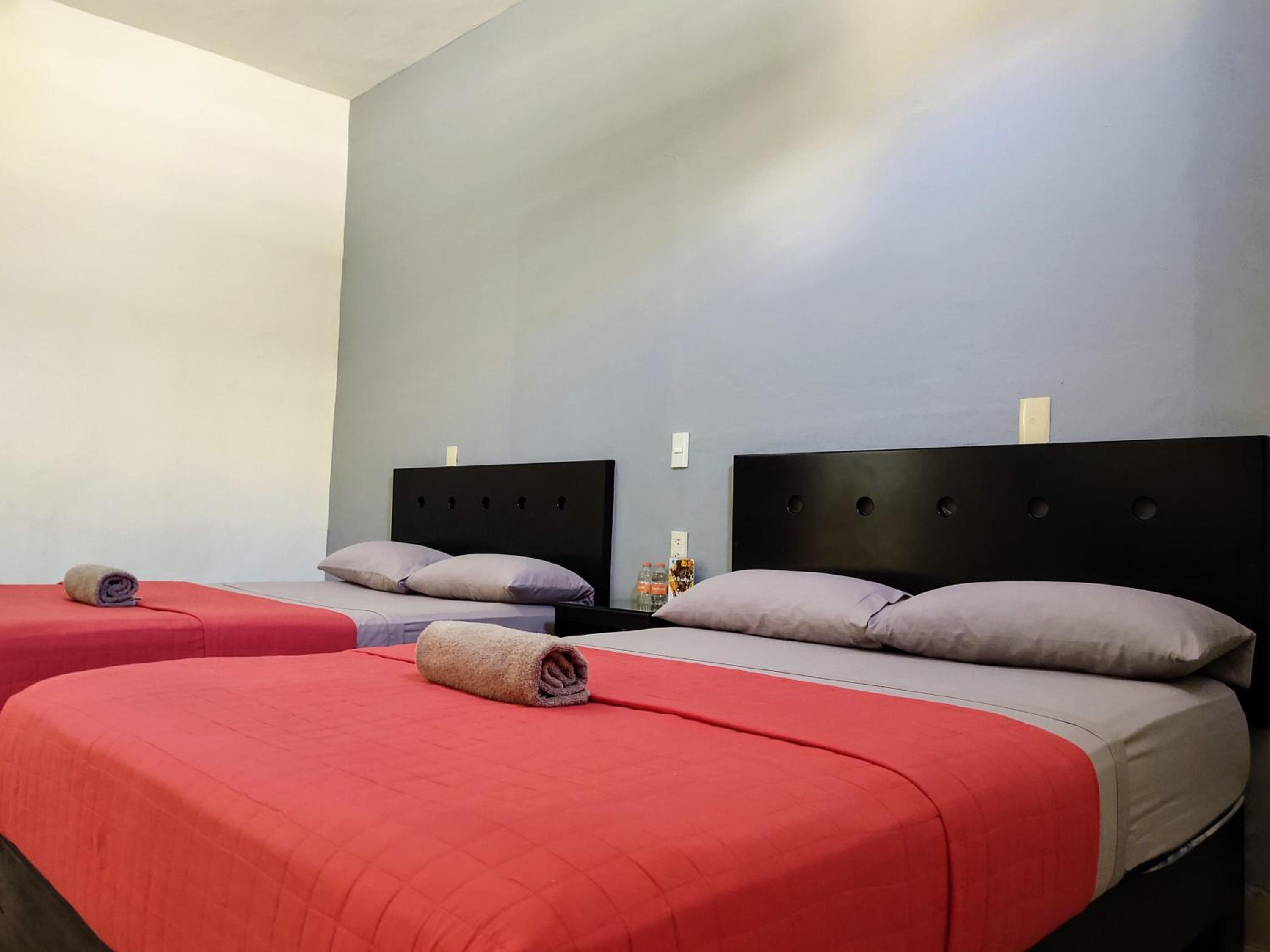 Double Room - Photo 2