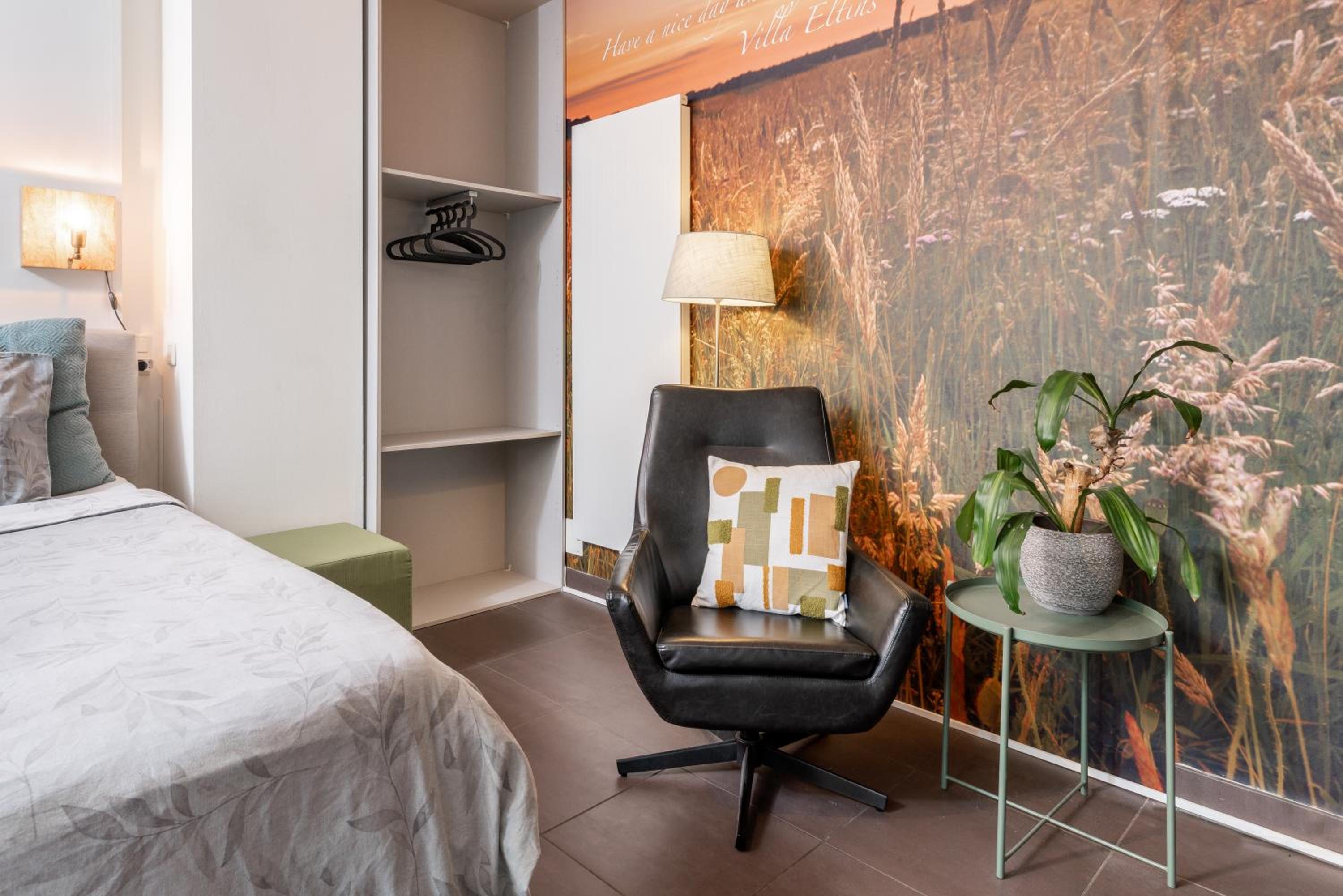 Garden Suite - Photo 6