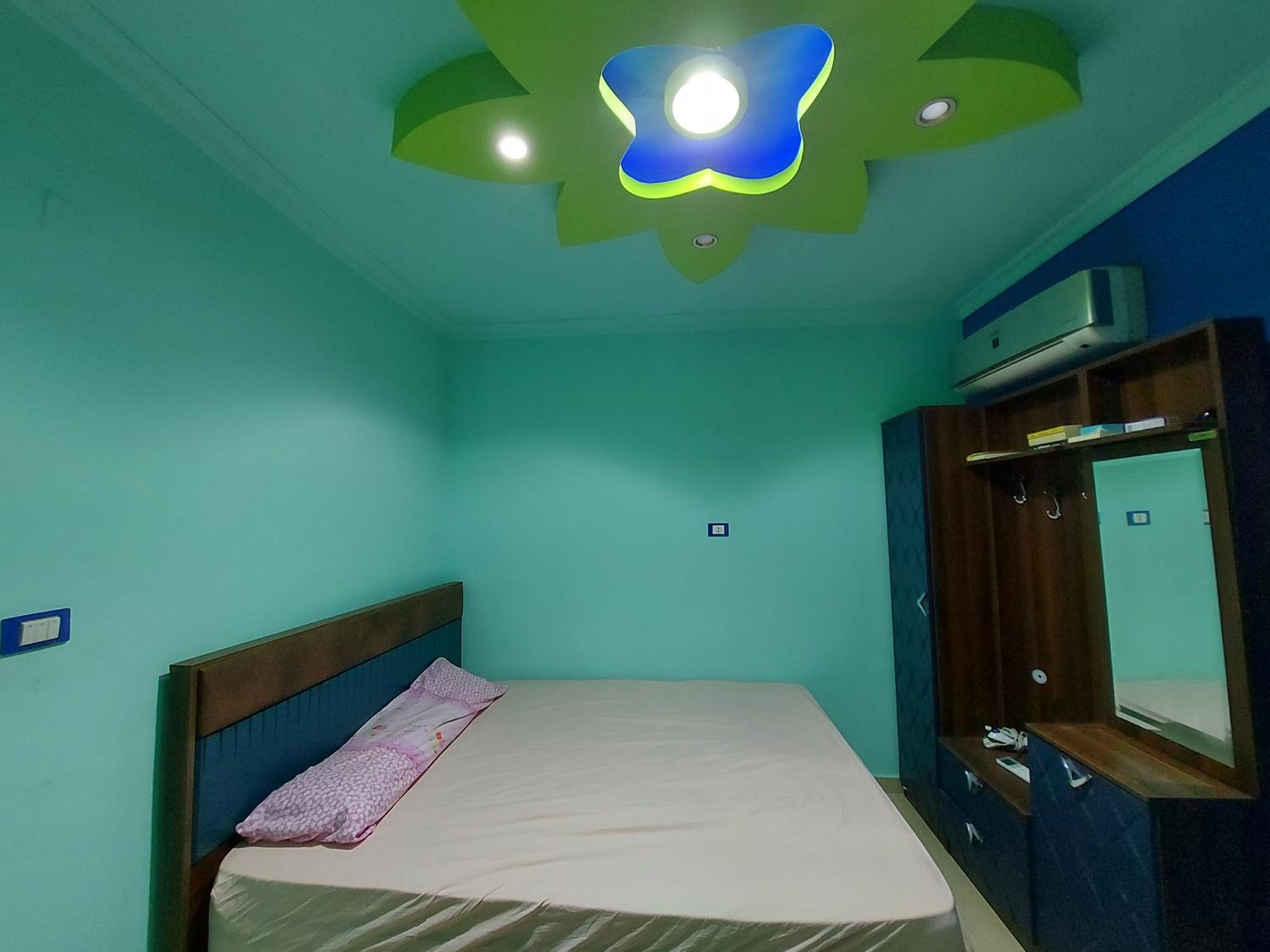 Two-Bedroom Apartment - Photo 12