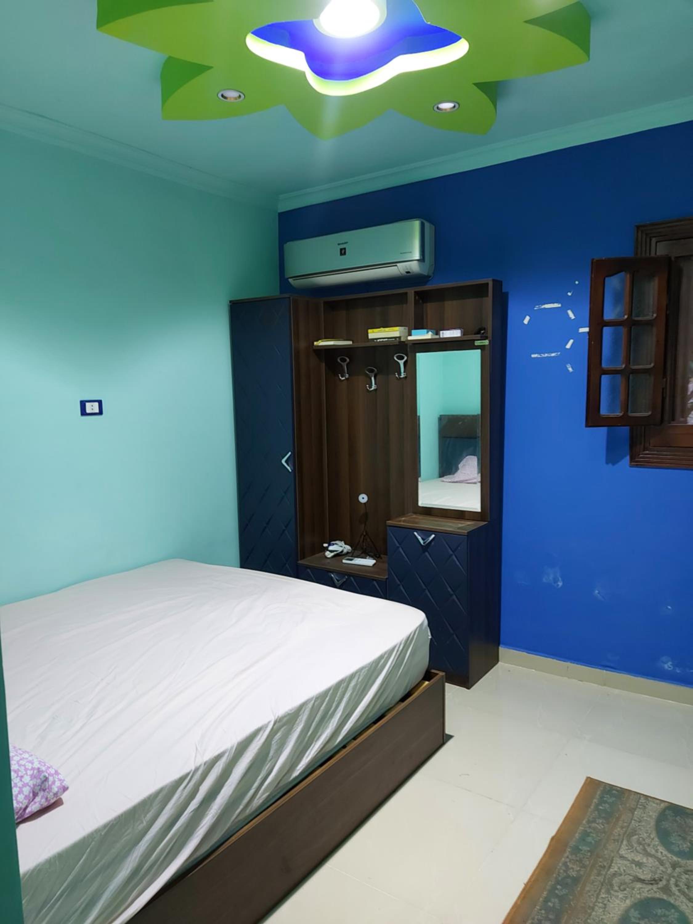 Two-Bedroom Apartment - Photo 23
