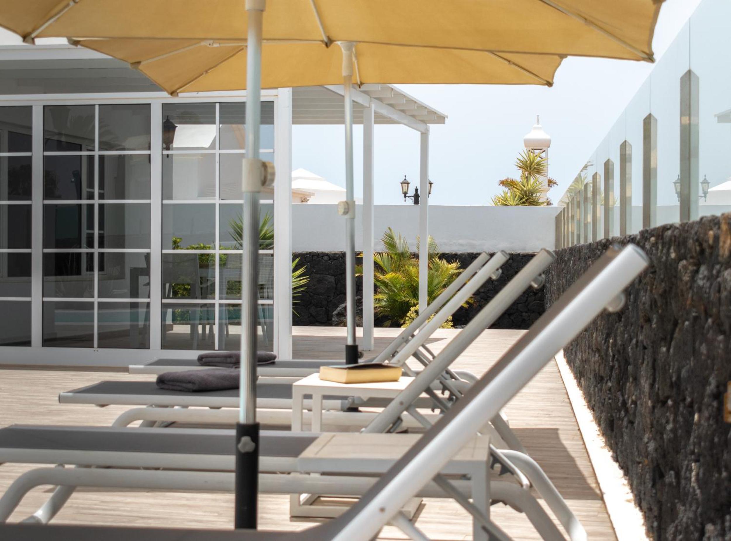 Villa with Private Pool photo 2