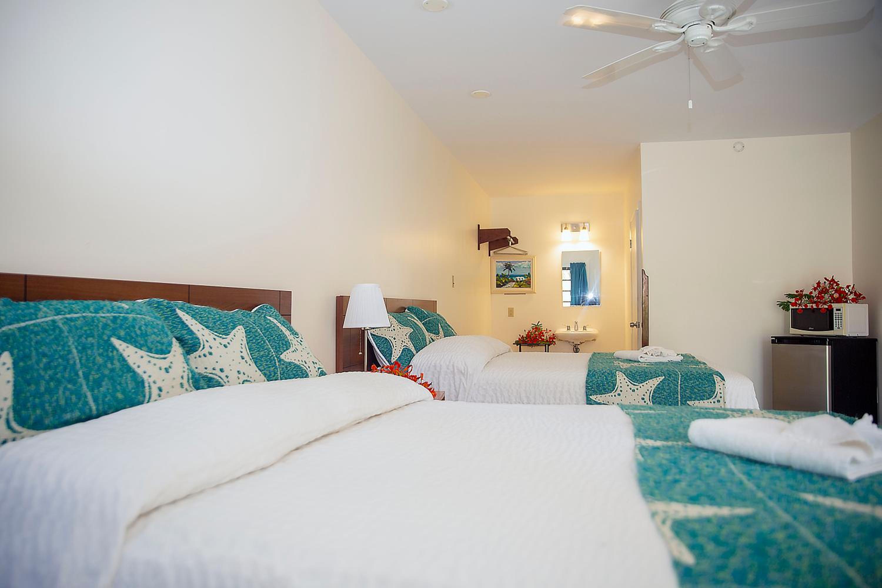 Queen Room with Pool View