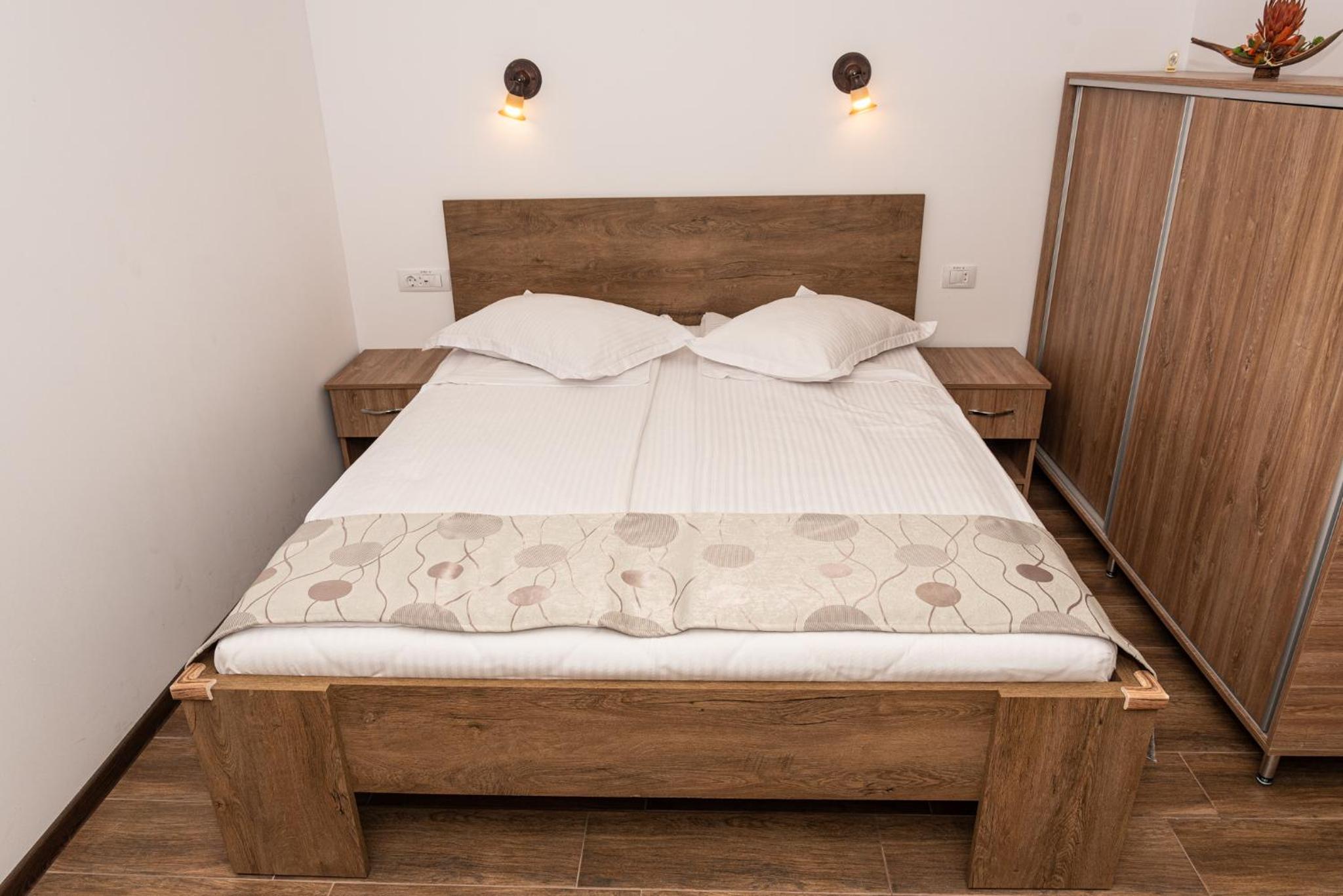 Standard Double Room - Photo 5