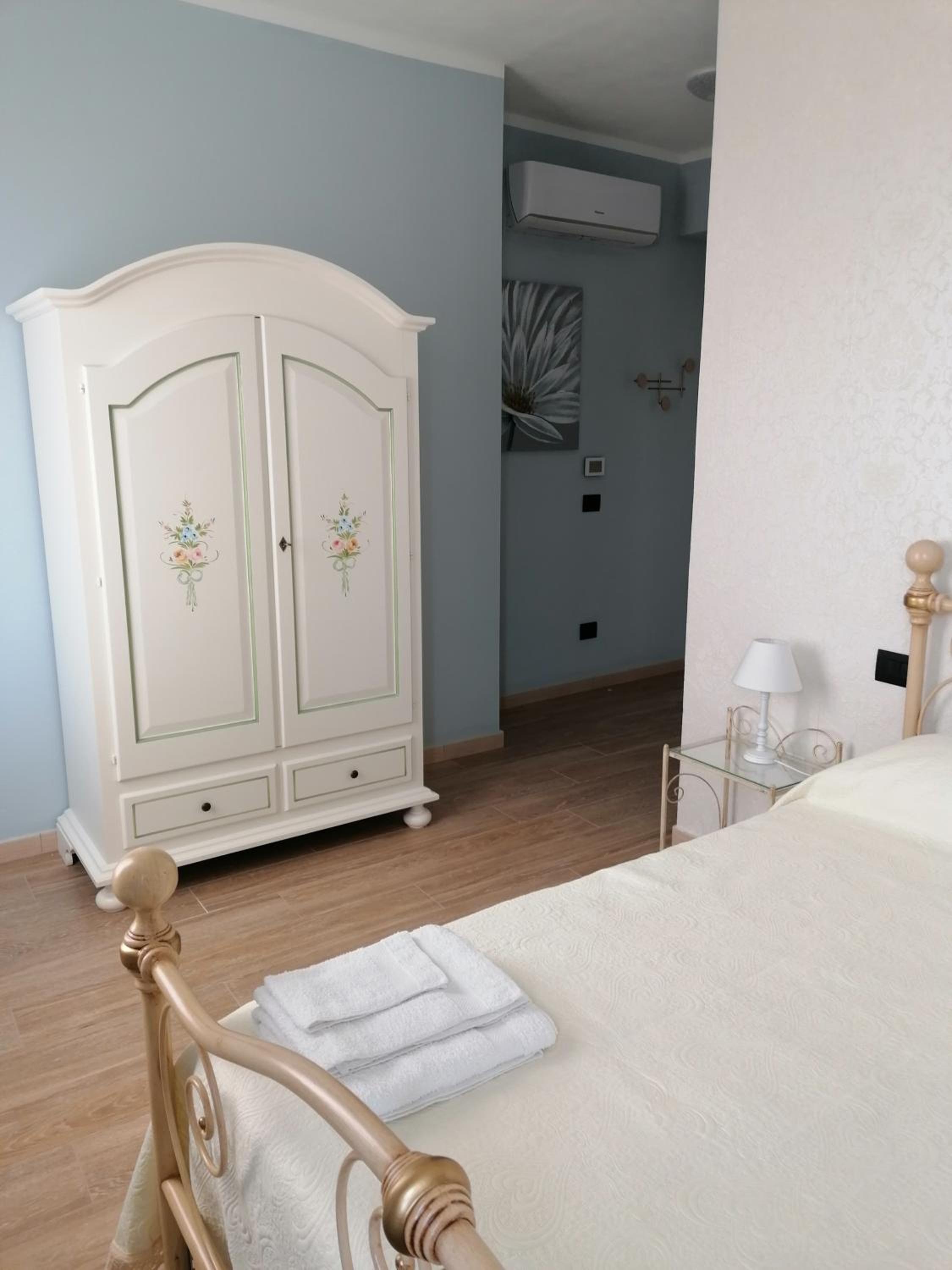 Superior Double Room - Photo 10