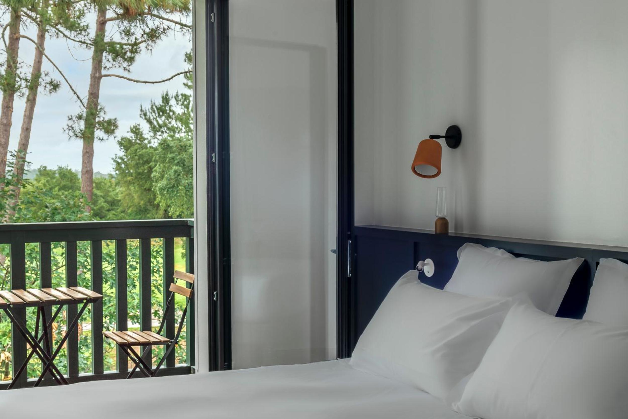 Double Room with Balcony - Photo 1