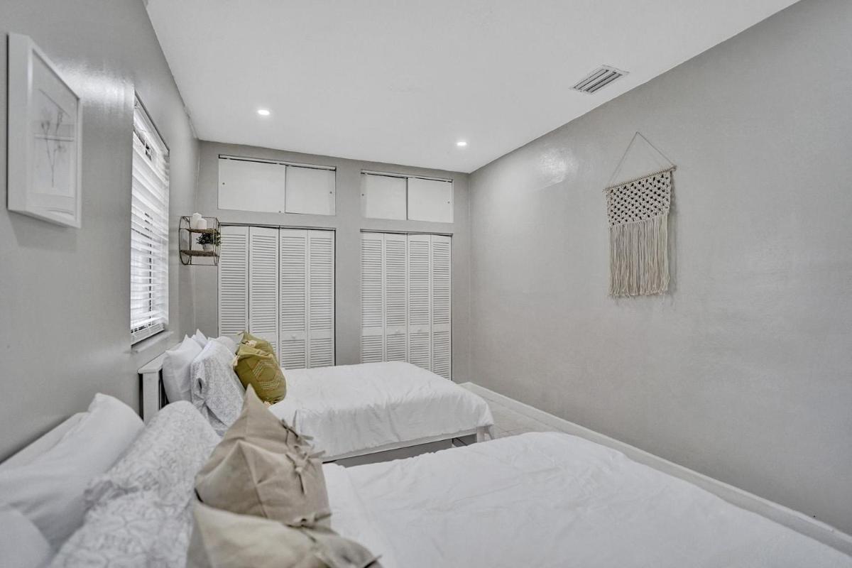 Villa photo 2