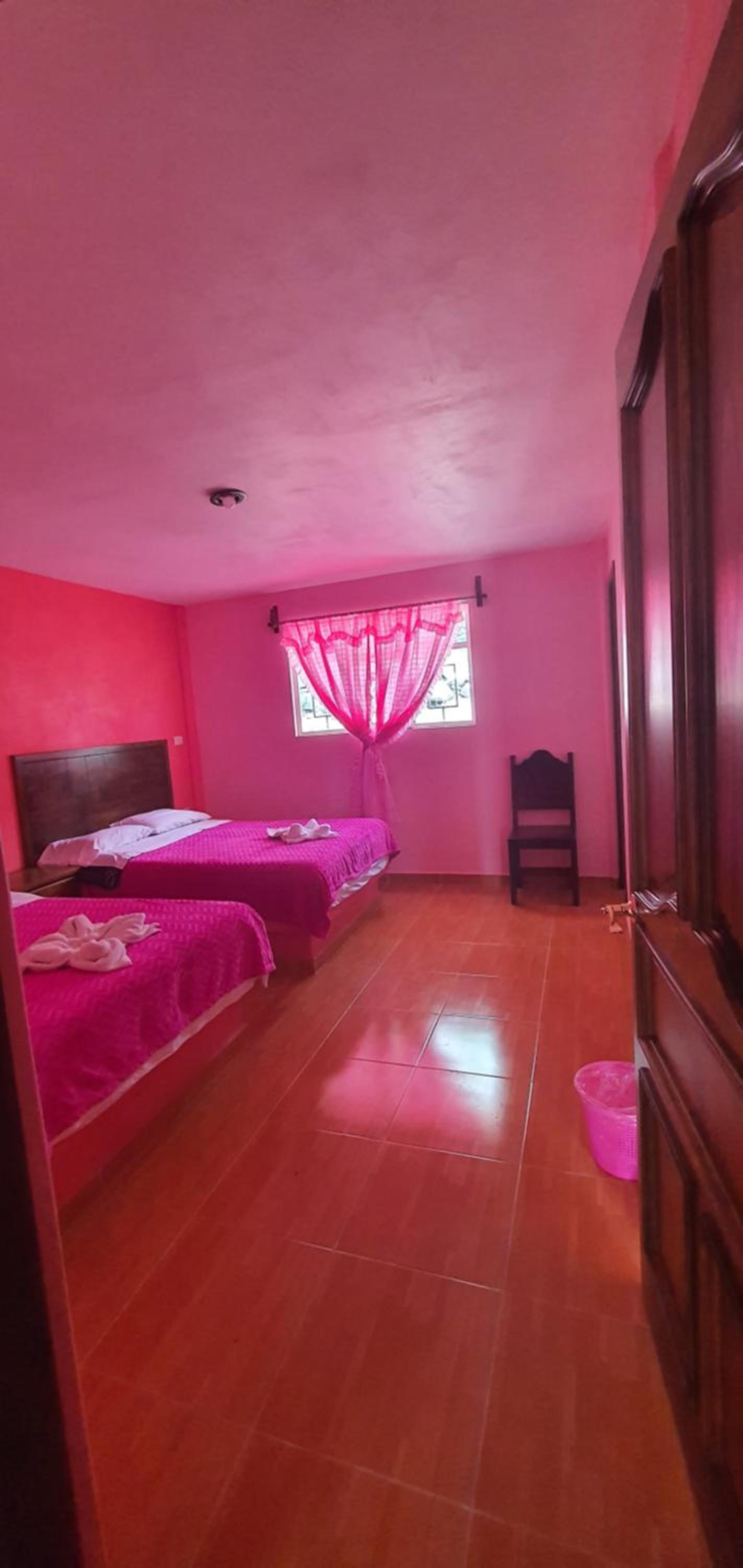 Economy Triple Room with Shared Bathroom photo 3