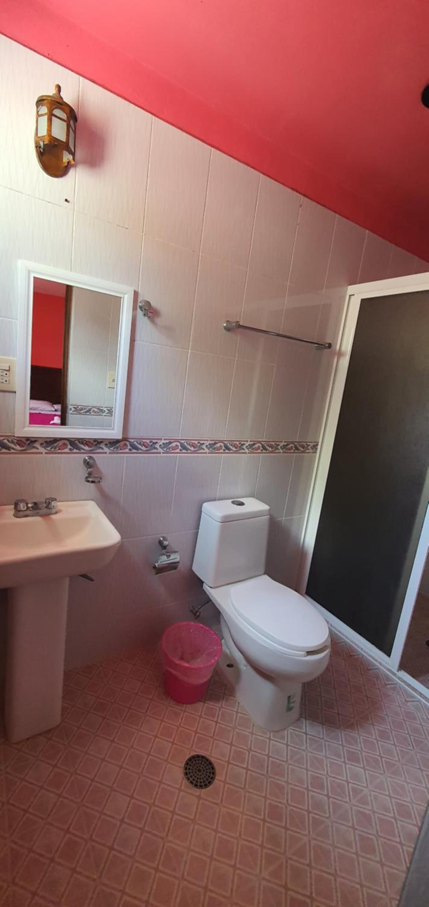 Economy Triple Room with Shared Bathroom photo 2