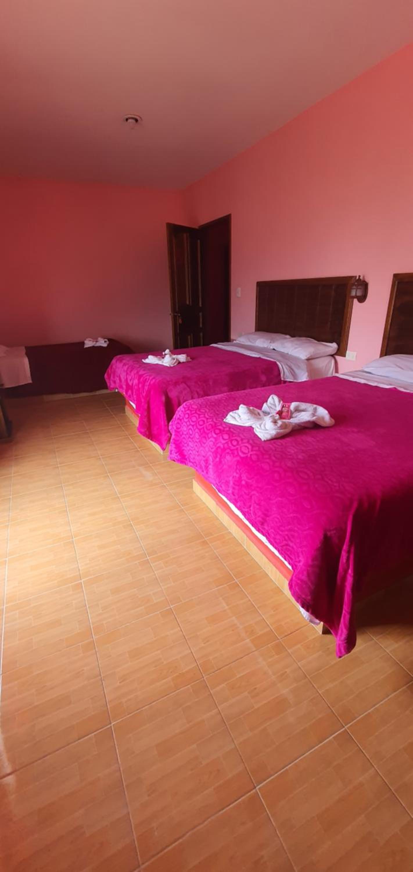 Economy Triple Room with Shared Bathroom photo 1