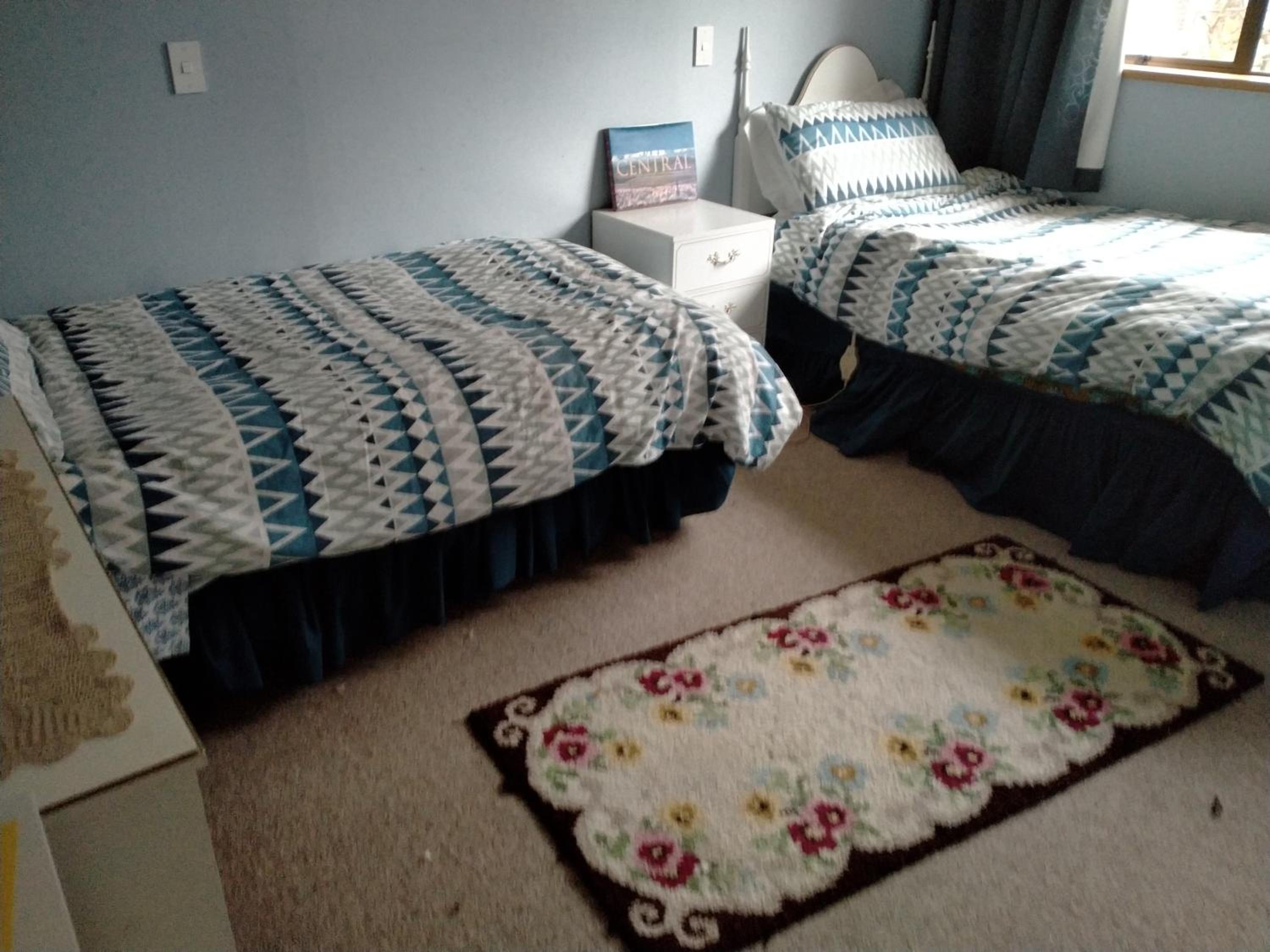 Twin Room with Shared Bathroom photo 3