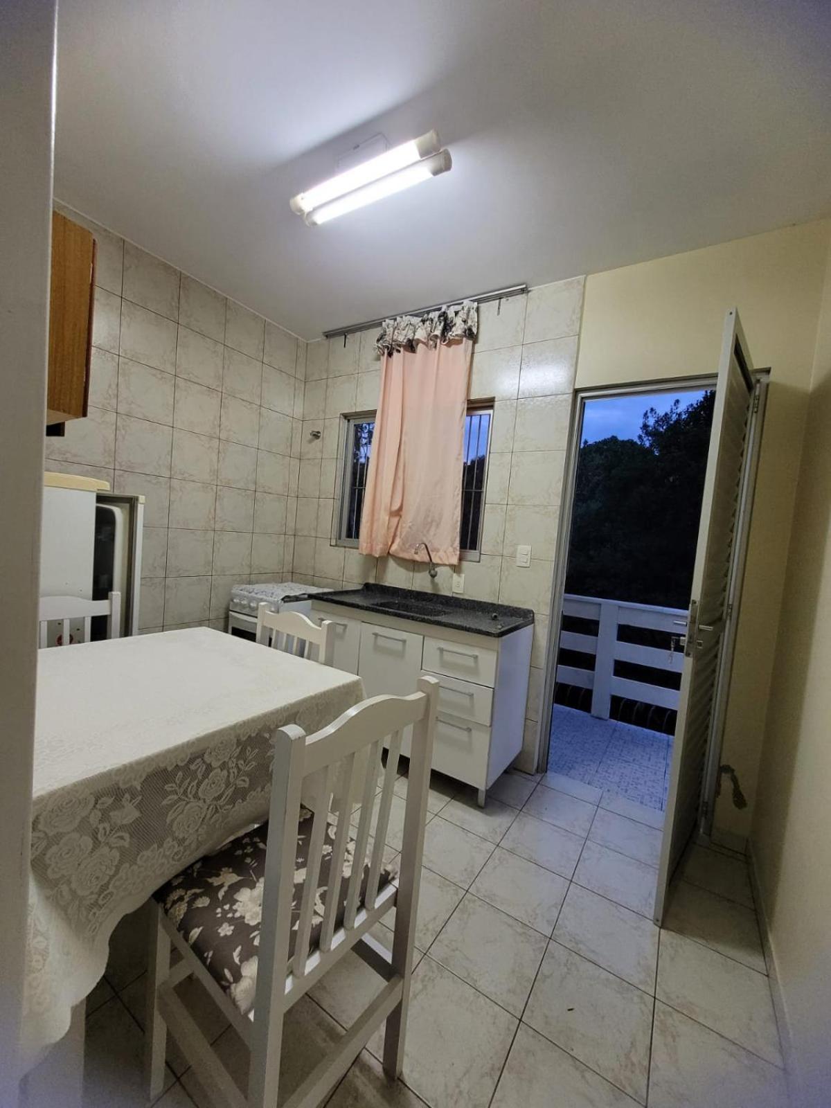 Quadruple Room with Balcony - Photo 9