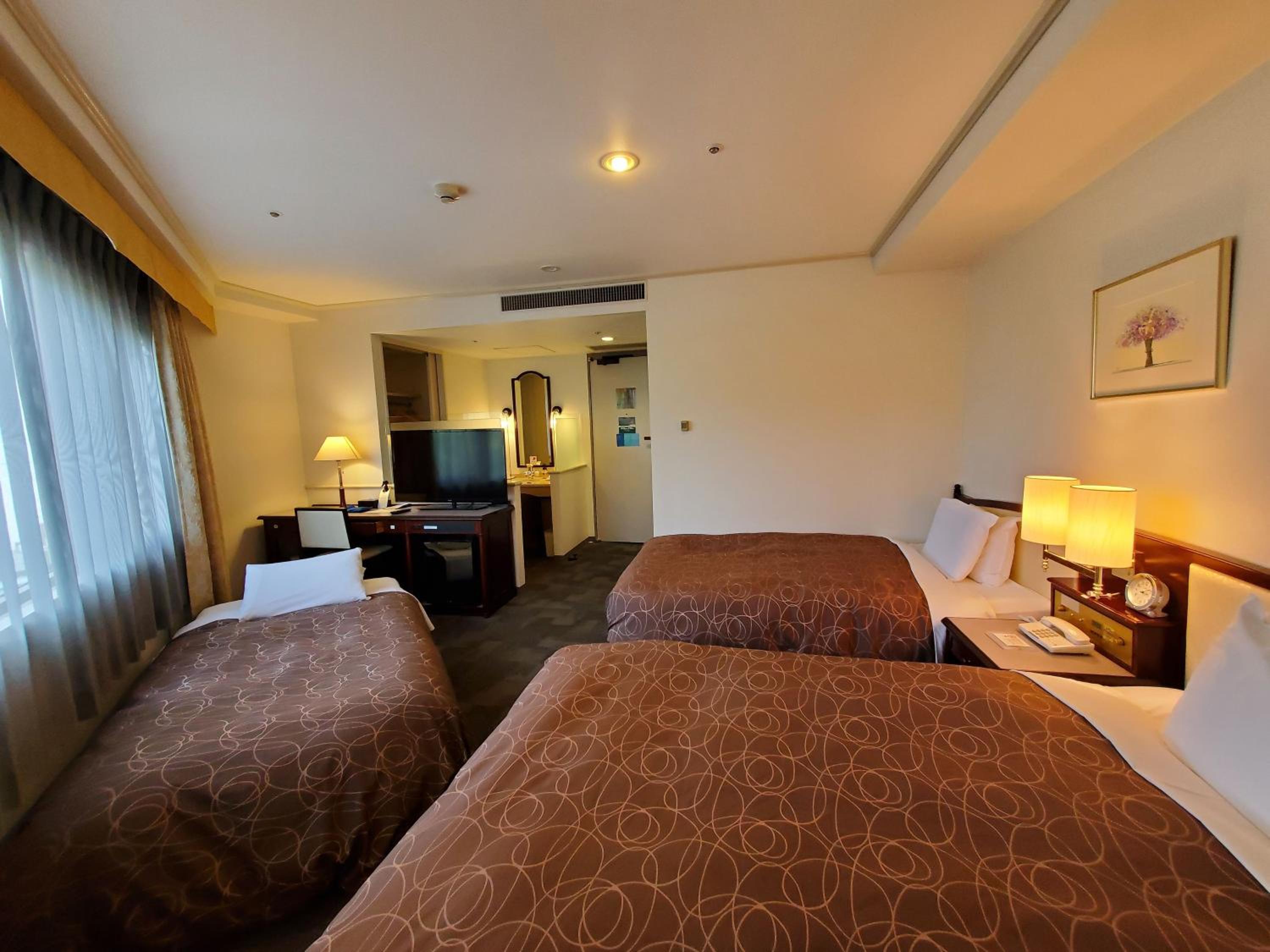 Standard Triple Room - Non-Smoking - Photo 1