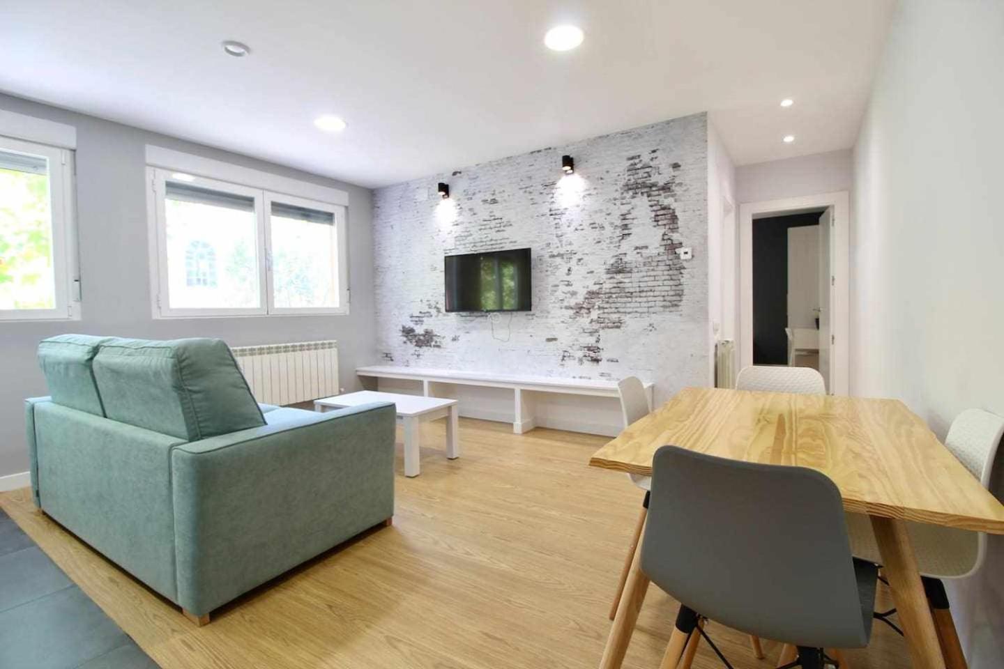Apartamento de un dormitorio cómodo (para 5 adultos)