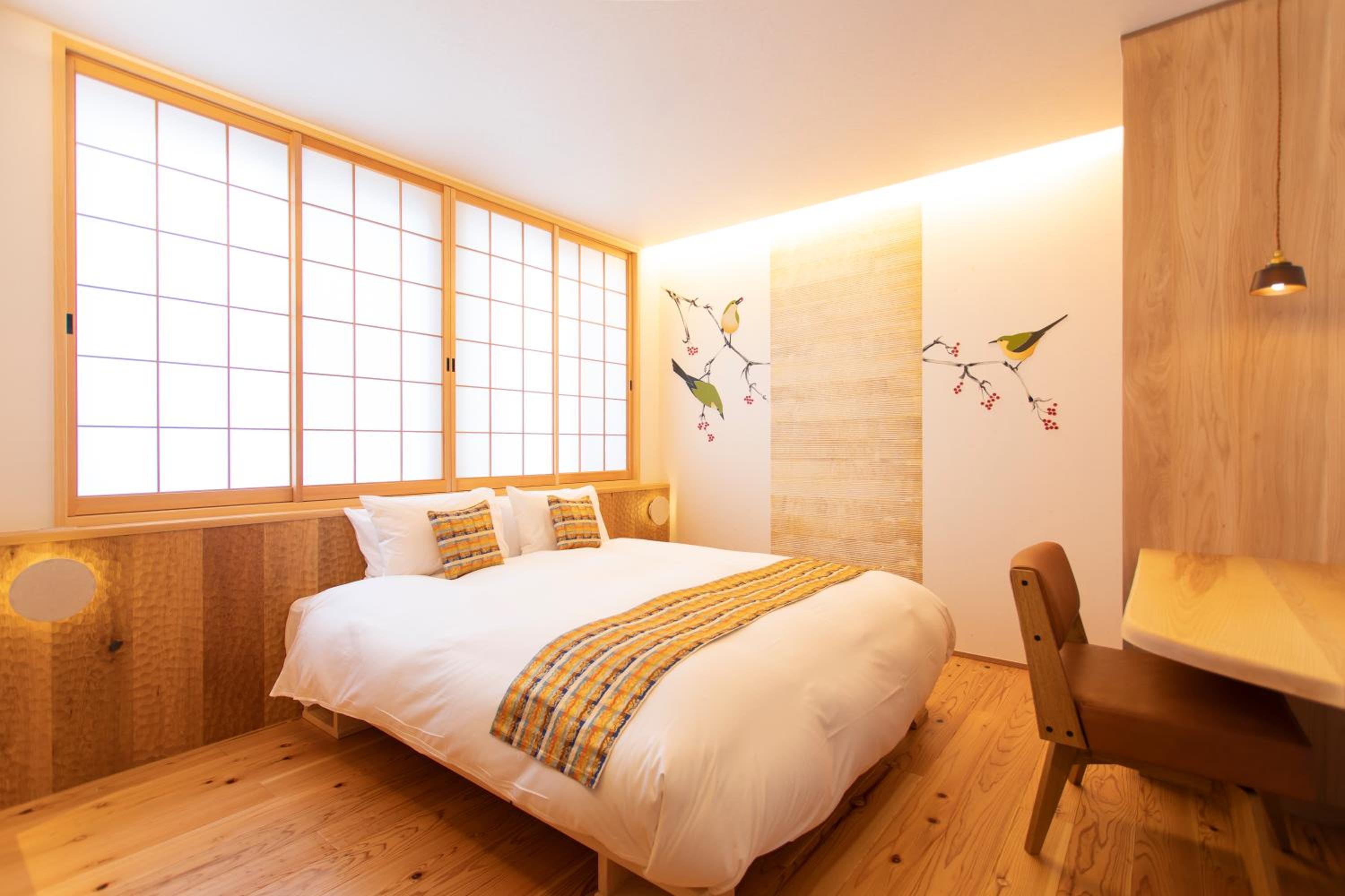 Comfort Queen Room - Non-Smoking  - Photo 10