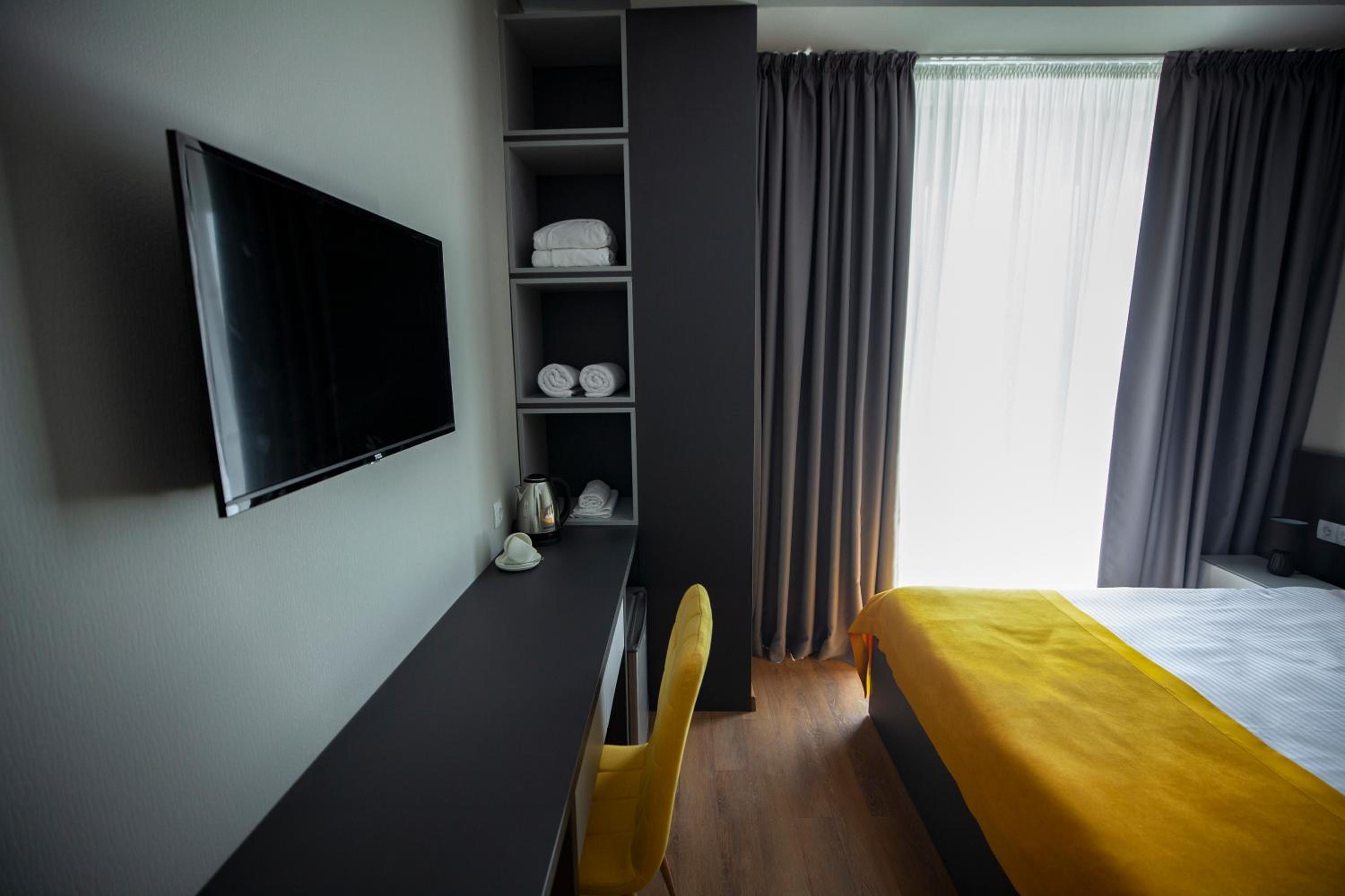 Deluxe Double Room - Photo 15