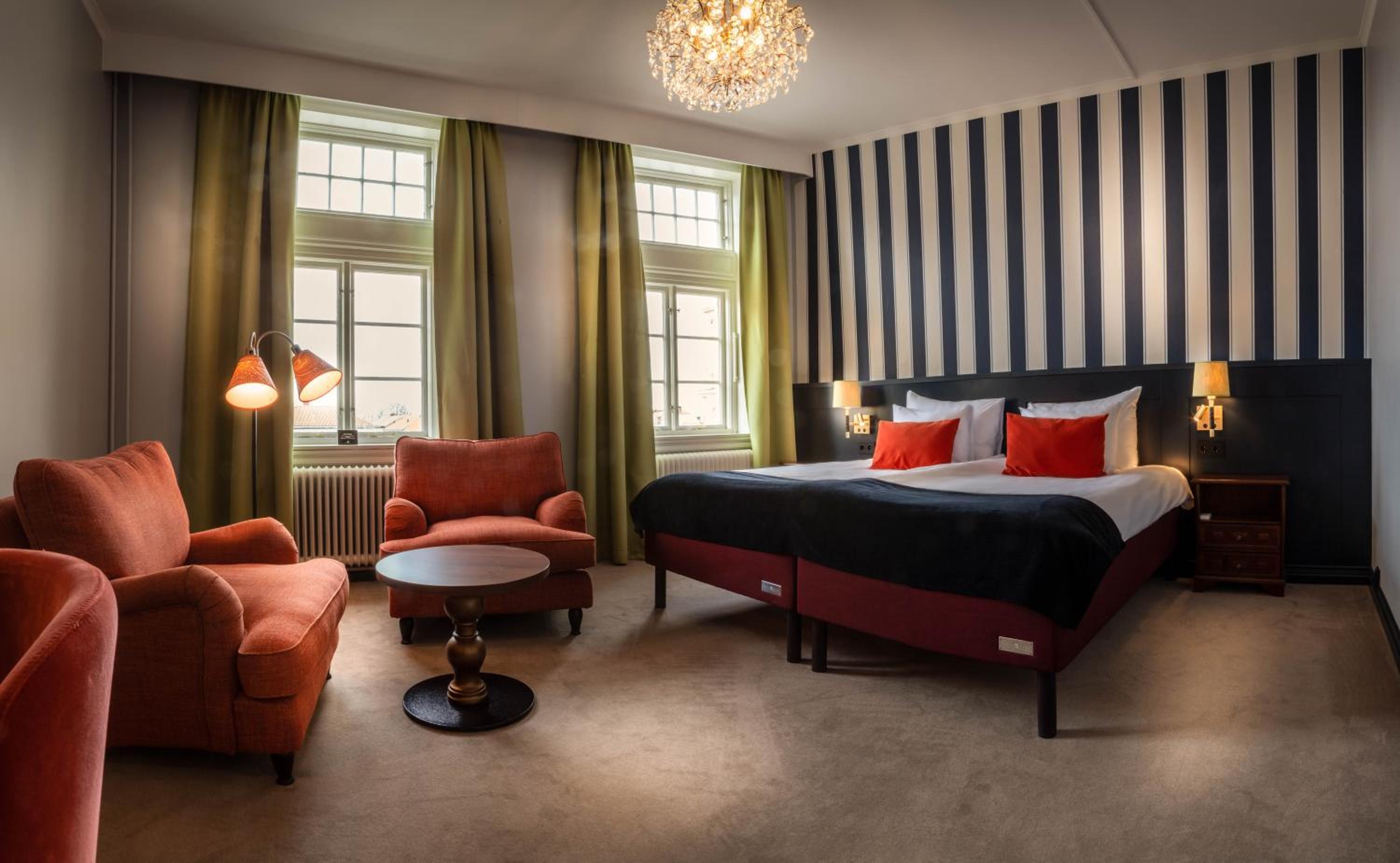 Superior King Room - Photo 1
