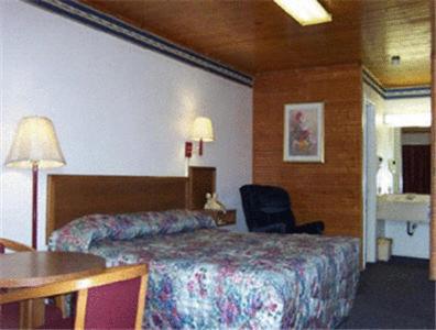 King Room- Non-Smoking - Photo 5