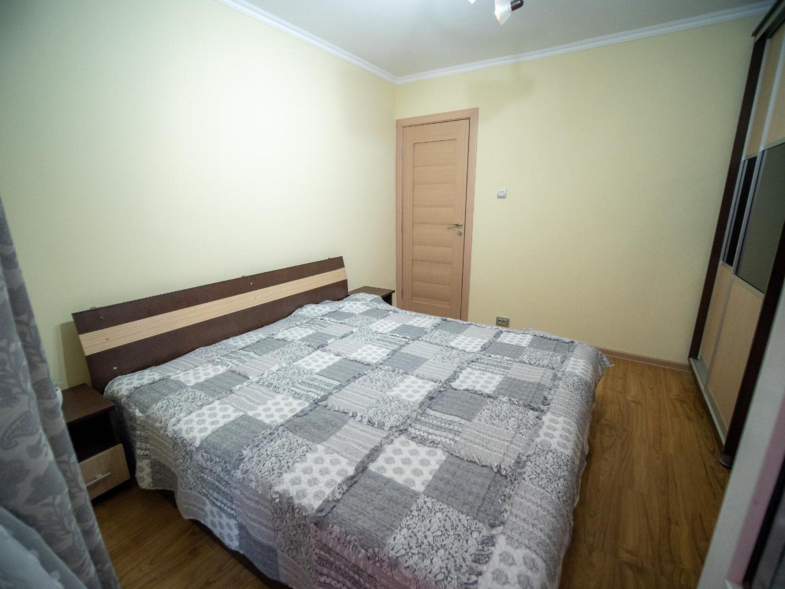 Two-Bedroom Apartment - Photo 3