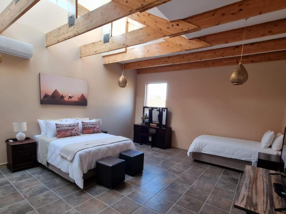Family Room - Photo 1