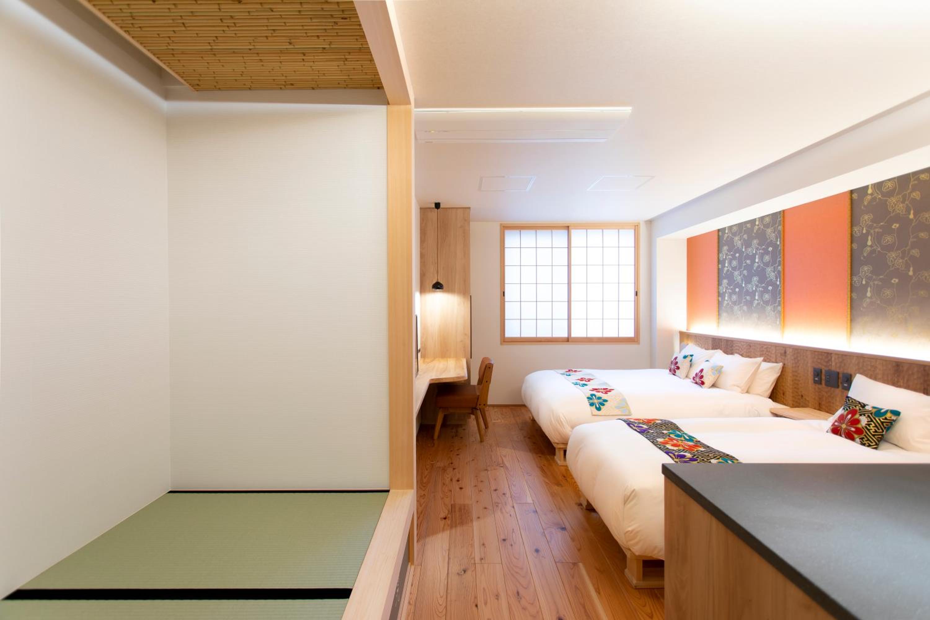 Deluxe Family Room - Non-Smoking  - Photo 14