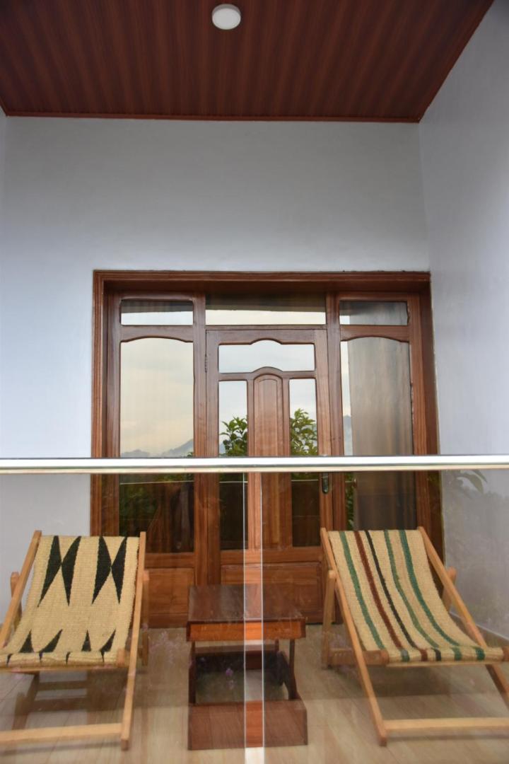Standard Twin Room - Photo 2