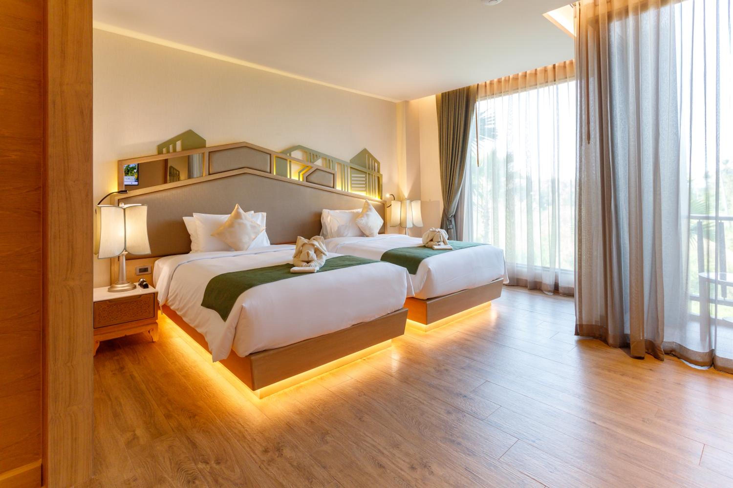 Deluxe Twin (2 Double beds) - Photo 1